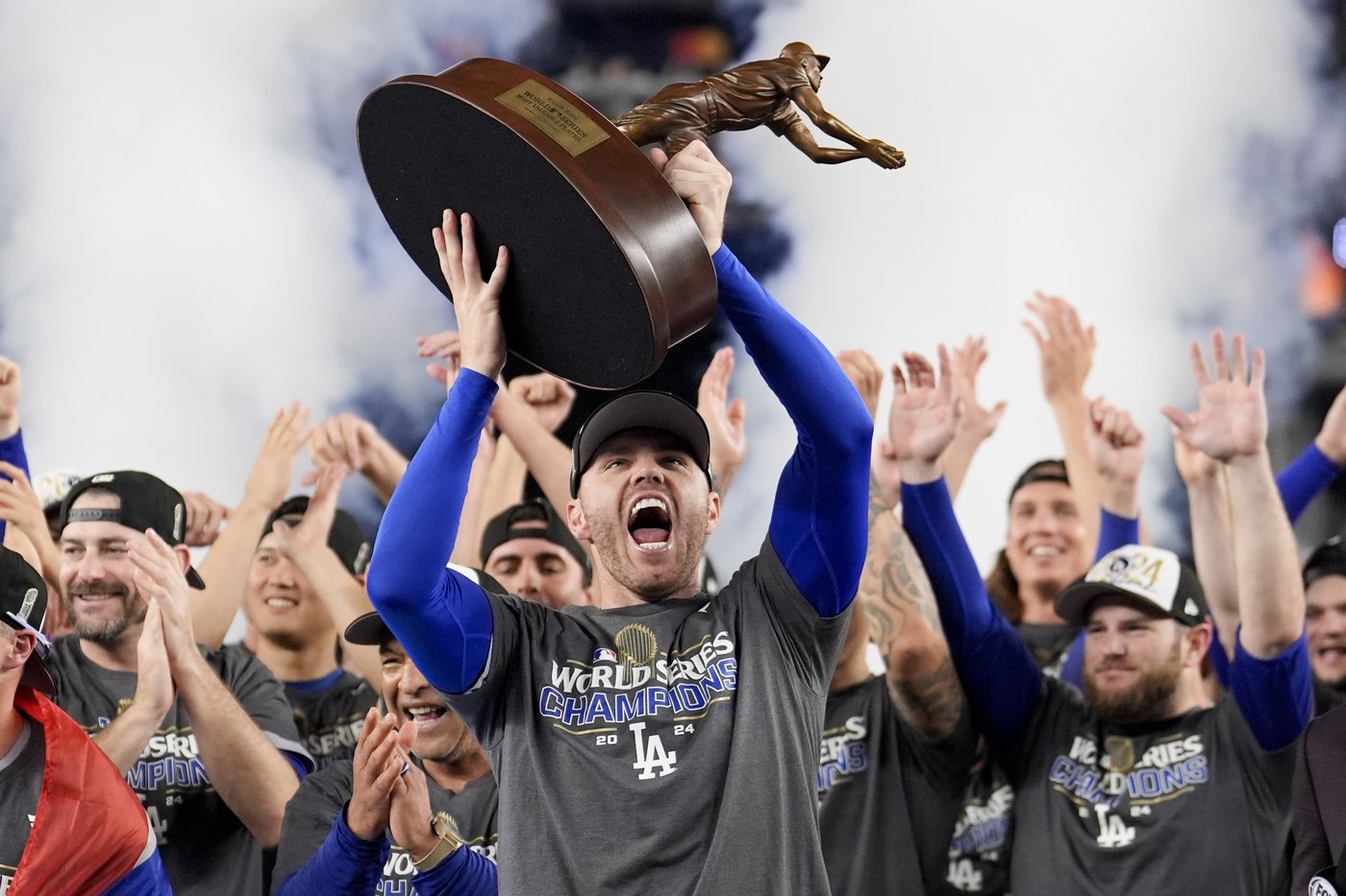 Dodgers' World Series-ending win averages 18.6 million; series averages 15.81 million for 5 games | iNFOnews.ca Dodgers' World Series-ending win averages 18.6 million; series averages 15.81 million for 5 games | iNFOnews.ca