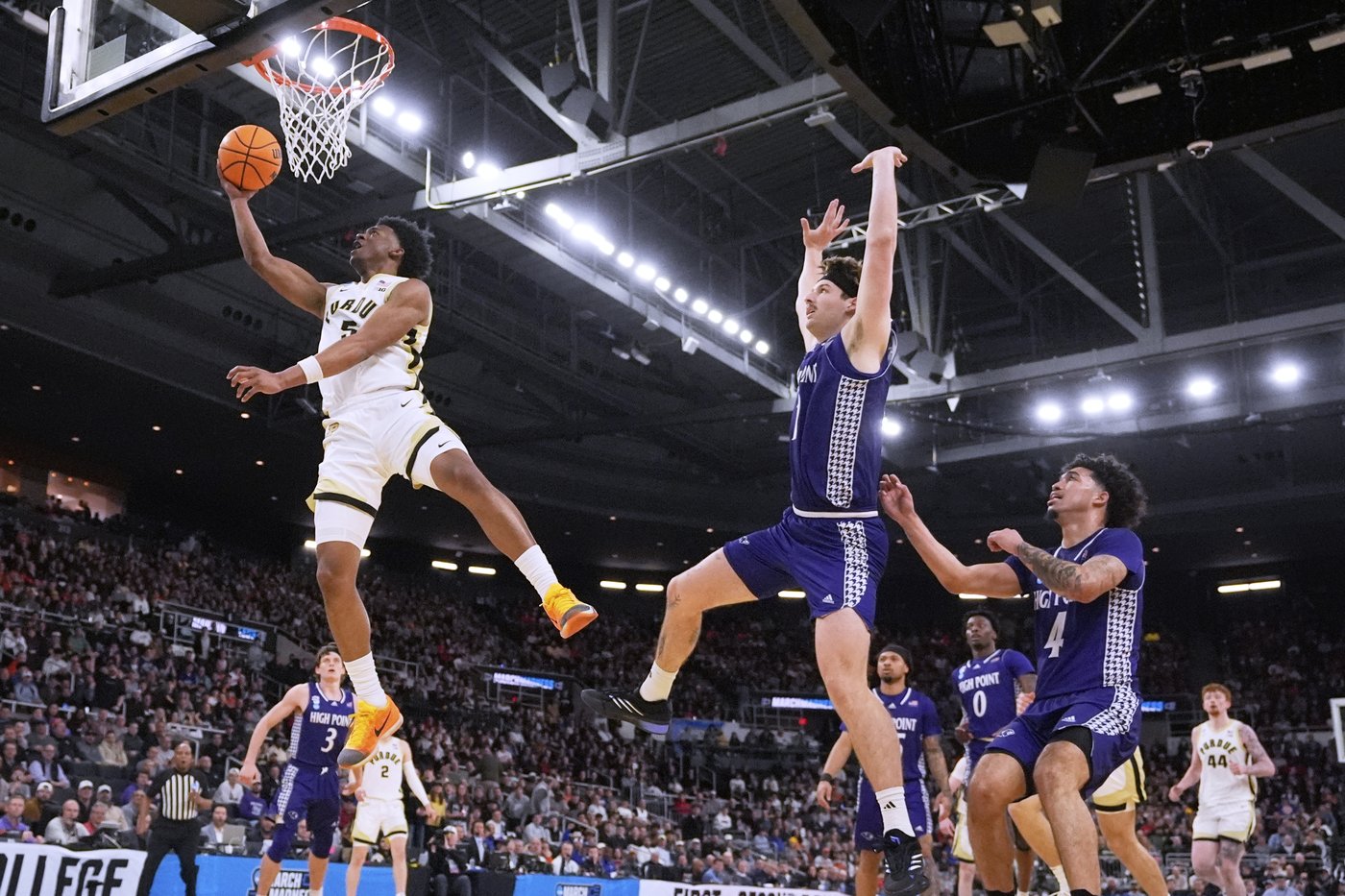 Kaufman-Renn scores 21 to help Purdue hold off High Point in the NCAA Tournament | iNFOnews.ca Kaufman-Renn scores 21 to help Purdue hold off High Point in the NCAA Tournament | iNFOnews.ca