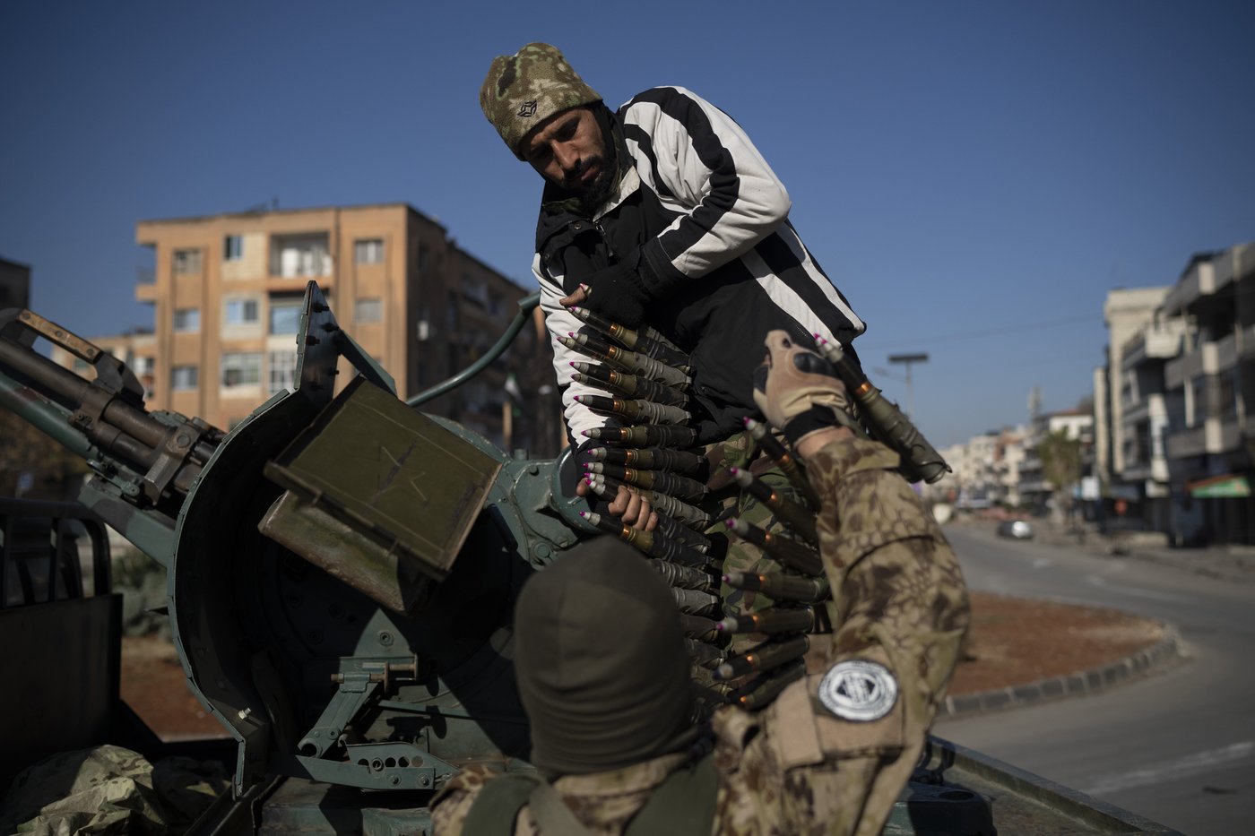 AP PHOTOS: Syria's new security forces conduct sweeps in Homs, looking for ousted Assad's loyalists | iNFOnews.ca