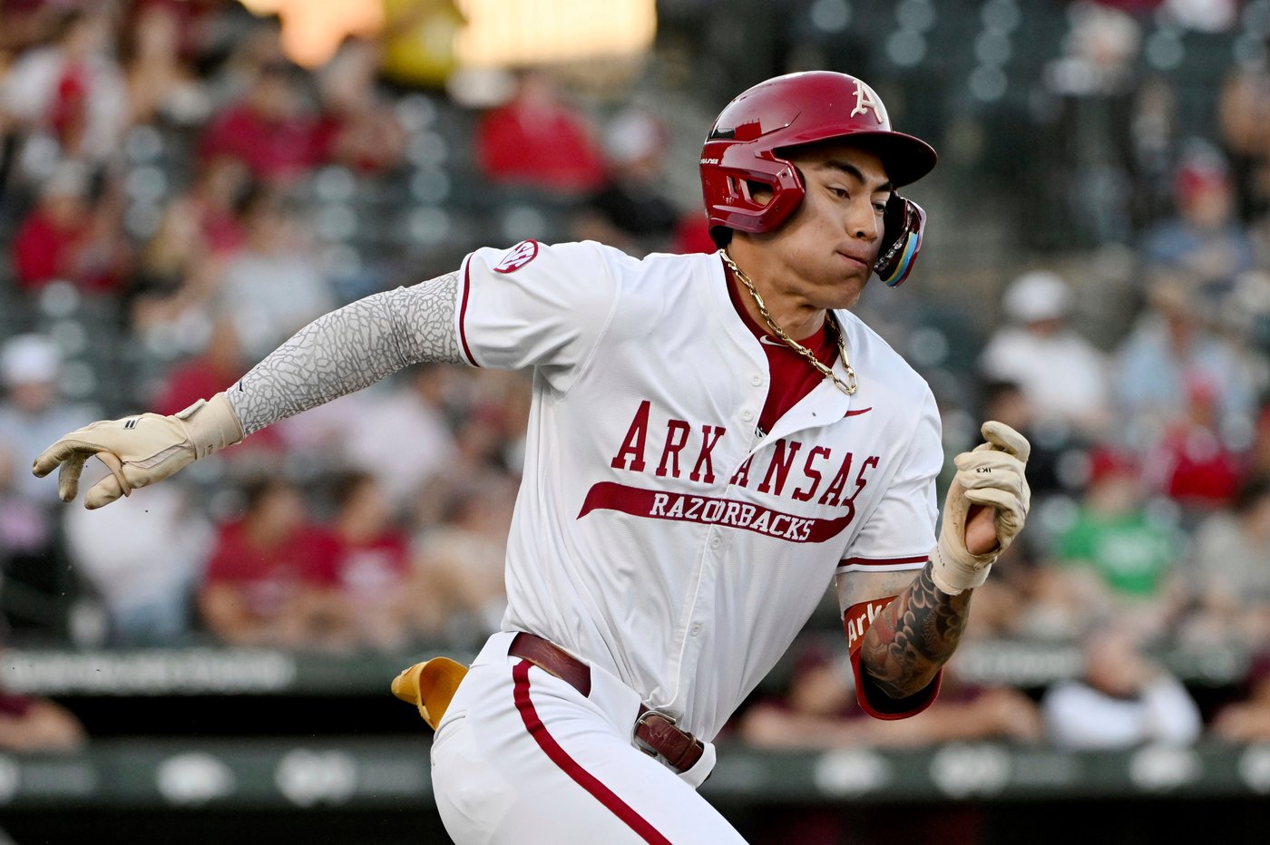 Arkansas SS Wehiwa Aloy wins Golden Spikes Award as top amateur player in the nation | iNFOnews.ca