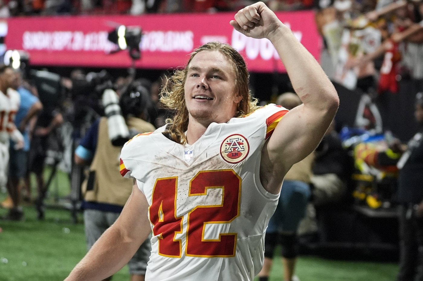 Mahomes throws 2 touchdown passes and the Chiefs' defense preserves a 22-17 win over the Falcons | iNFOnews.ca Mahomes throws 2 touchdown passes and the Chiefs' defense preserves a 22-17 win over the Falcons | iNFOnews.ca