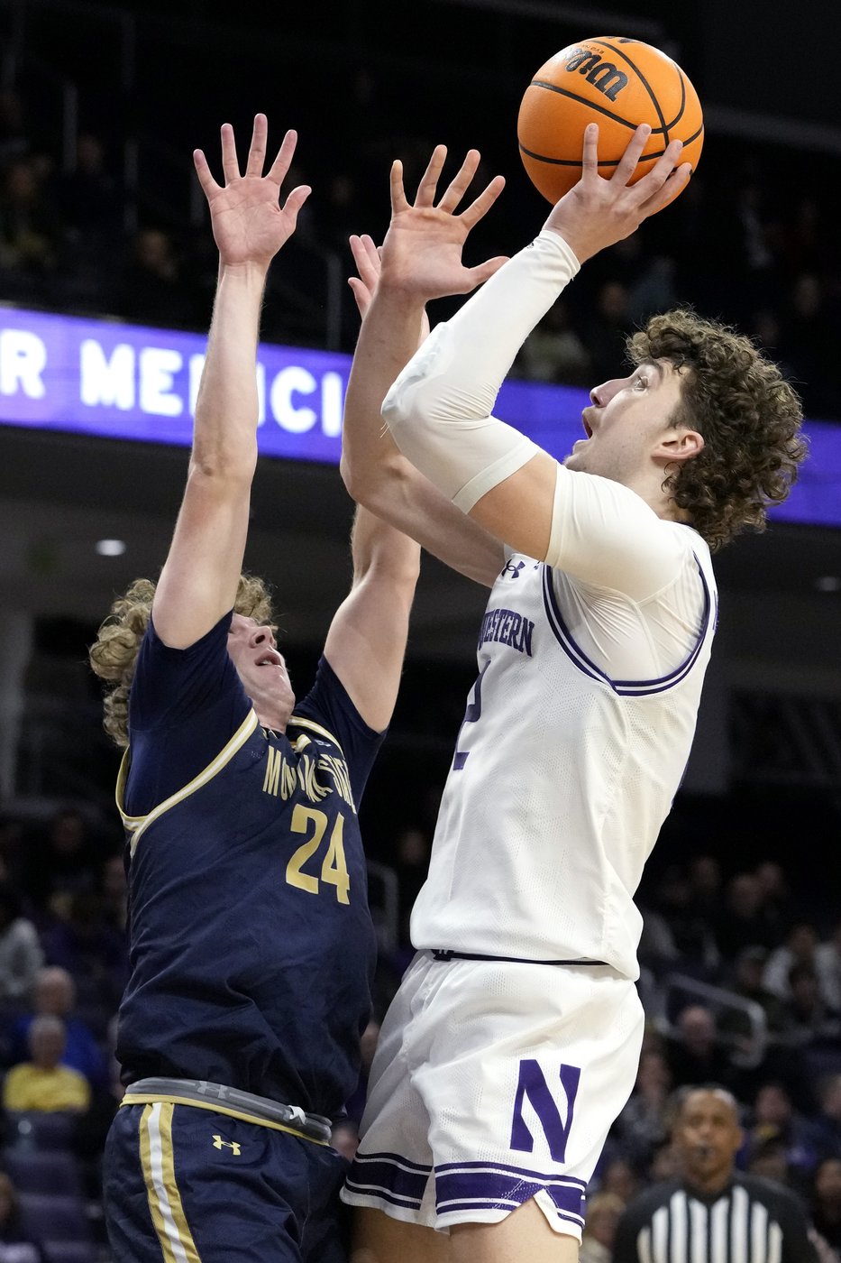 Martinelli scores 22, Barnhizer adds double-double and Northwestern holds off Montana State 72-69 | iNFOnews.ca Martinelli scores 22, Barnhizer adds double-double and Northwestern holds off Montana State 72-69 | iNFOnews.ca