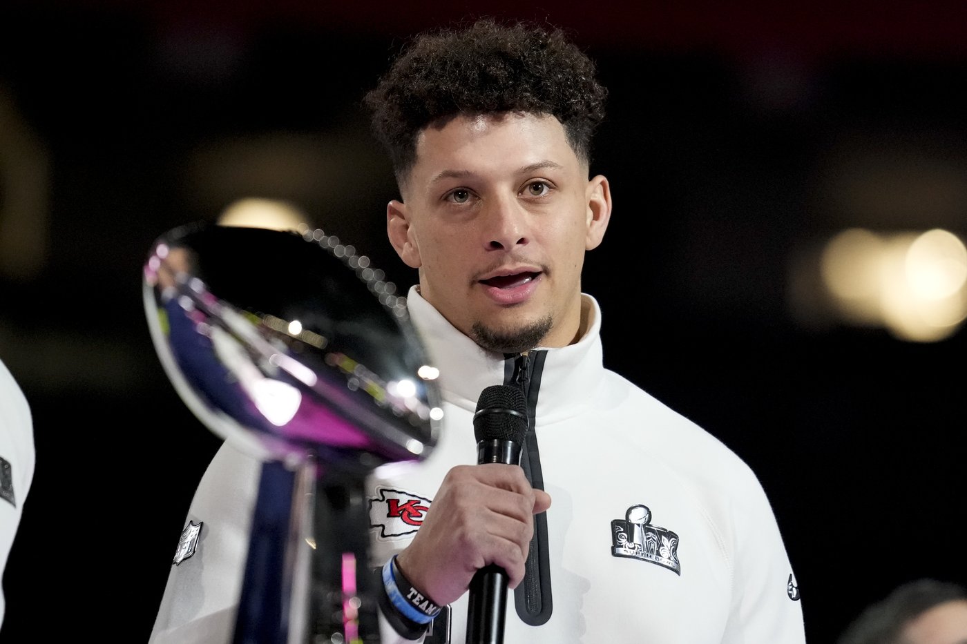 The Latest: Super Bowl week kicks off with opening night | iNFOnews.ca