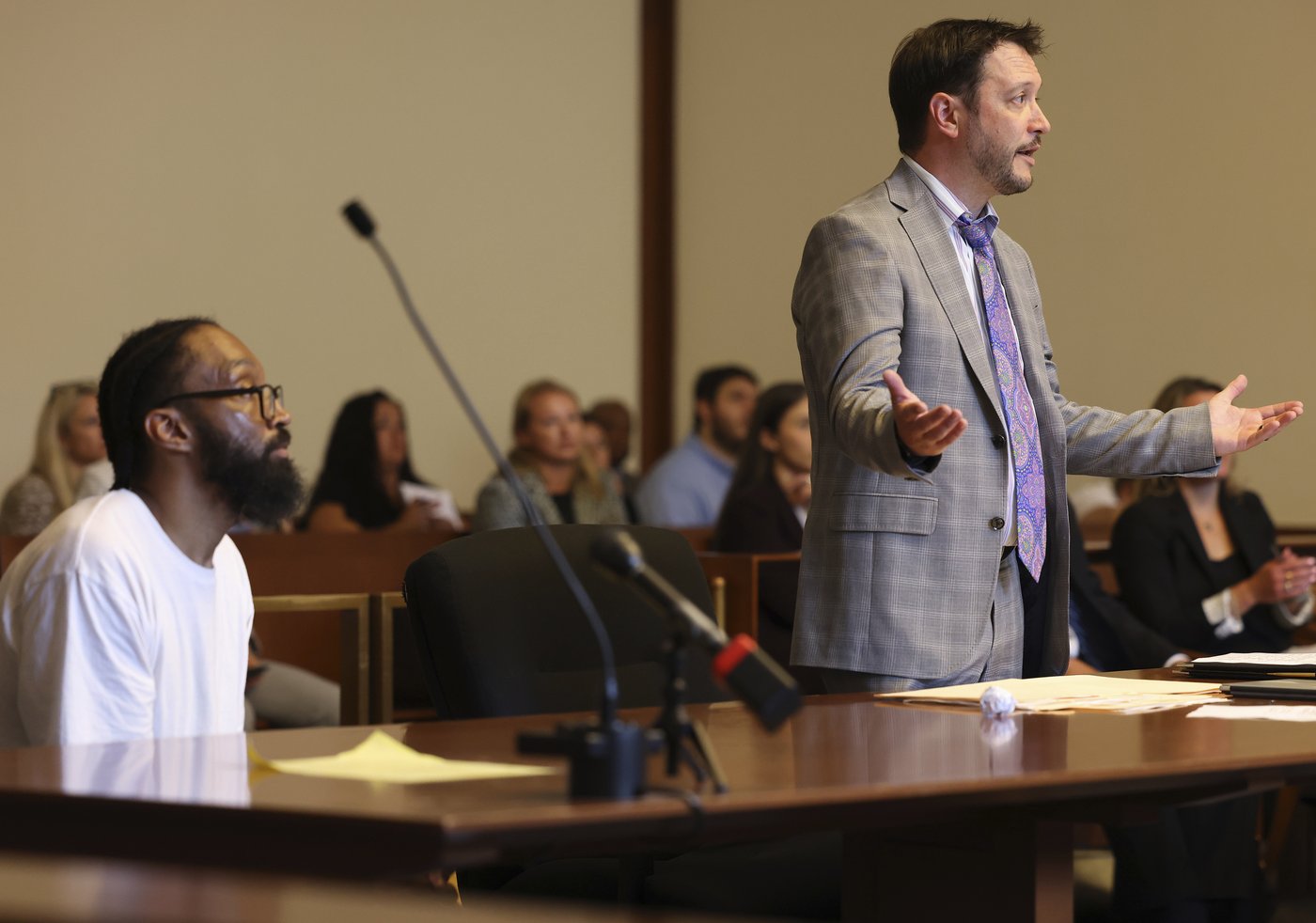 Defendants released in Massachusetts as pay dispute with public defenders remains unresolved | iNFOnews.ca Defendants released in Massachusetts as pay dispute with public defenders remains unresolved | iNFOnews.ca