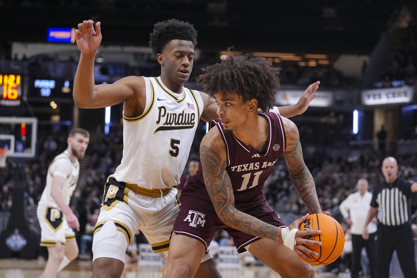 No. 17 Texas A&M turns tables on No. 11 Purdue's physical play and No. 20 Wisconsin takes the cue | iNFOnews.ca