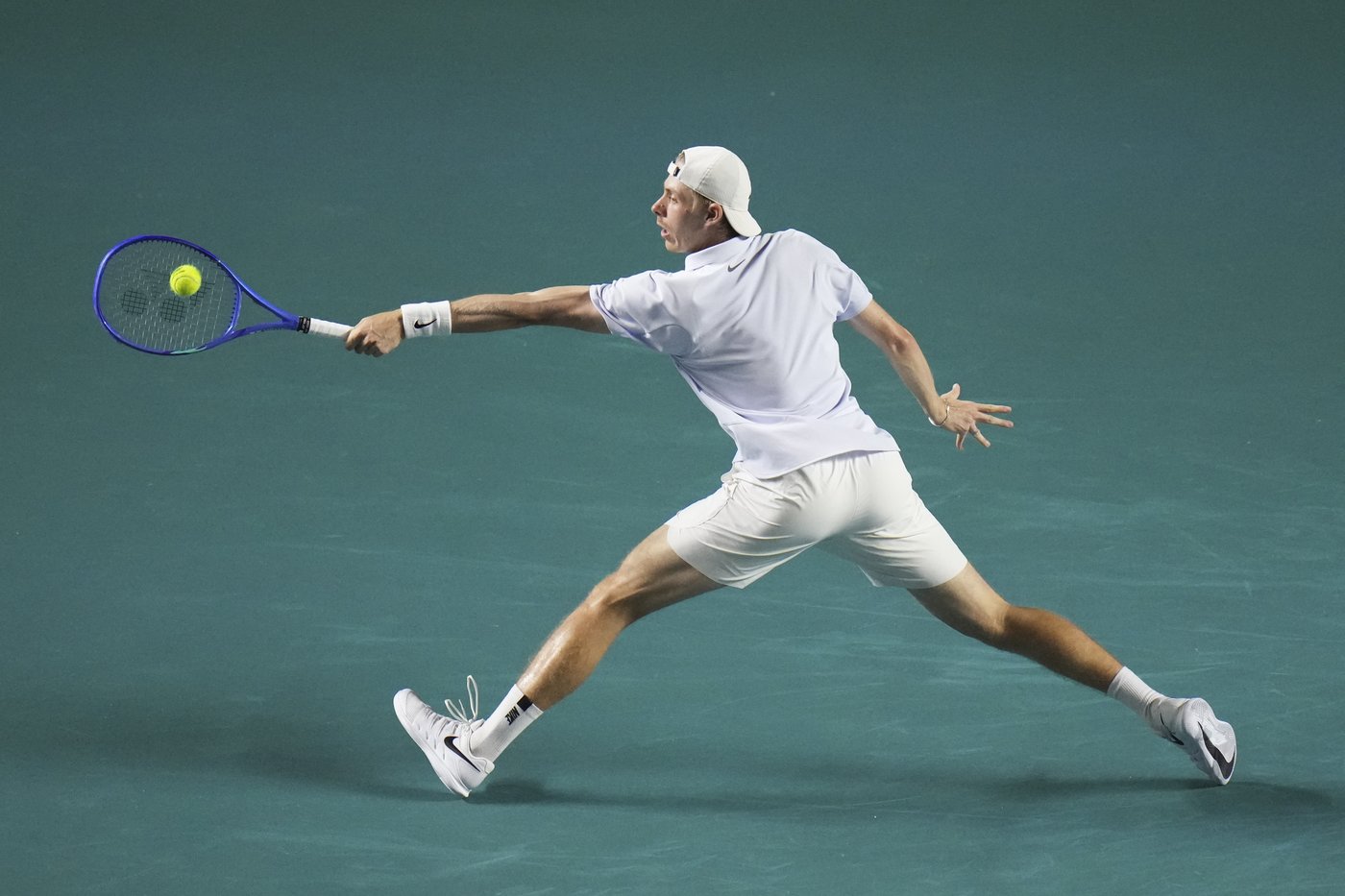 Canada's Shapovalov advances to Mifel Tennis Open quarters with straight sets win | iNFOnews.ca Canada's Shapovalov advances to Mifel Tennis Open quarters with straight sets win | iNFOnews.ca