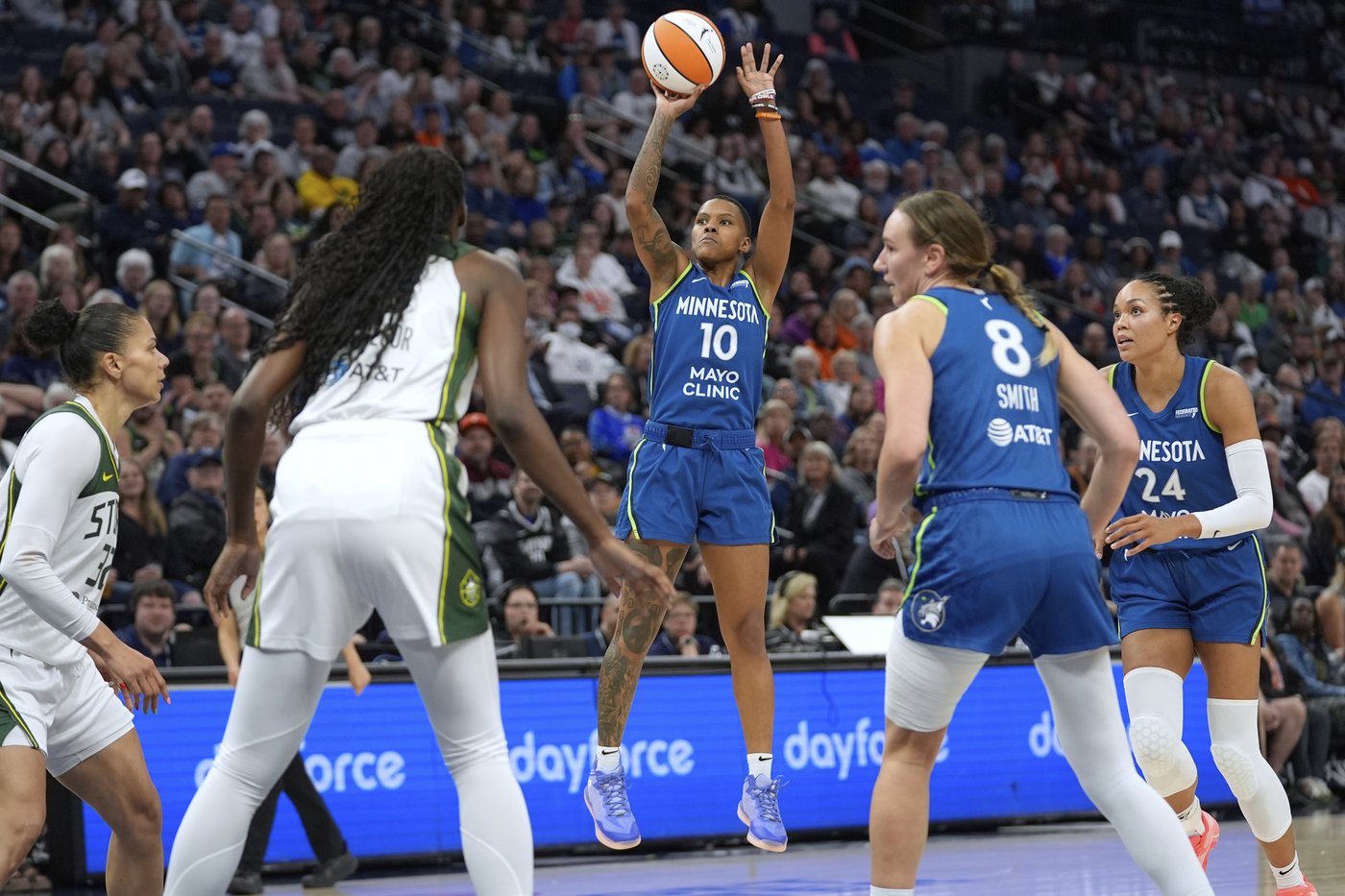 Williams, Collier lead the way as the Lynx topple the Storm 82-77 in early West showdown | iNFOnews.ca Williams, Collier lead the way as the Lynx topple the Storm 82-77 in early West showdown | iNFOnews.ca