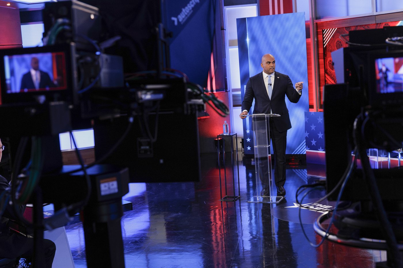 Ted Cruz and Colin Allred meet in the only debate in the Texas Senate race | iNFOnews.ca