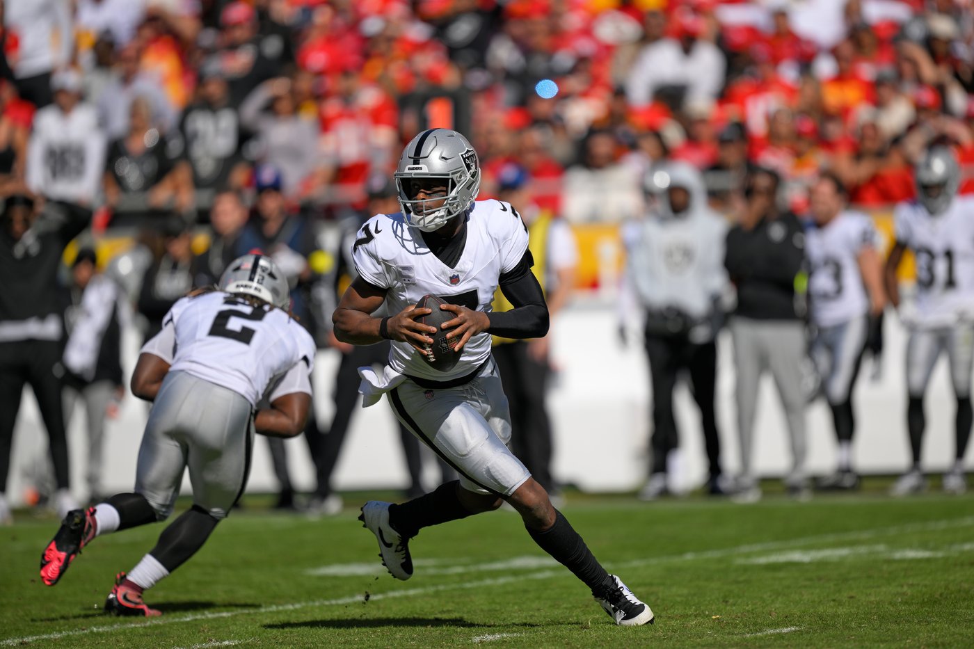 Bye week comes at opportune time for Raiders after 31-0 loss to Chiefs | iNFOnews.ca