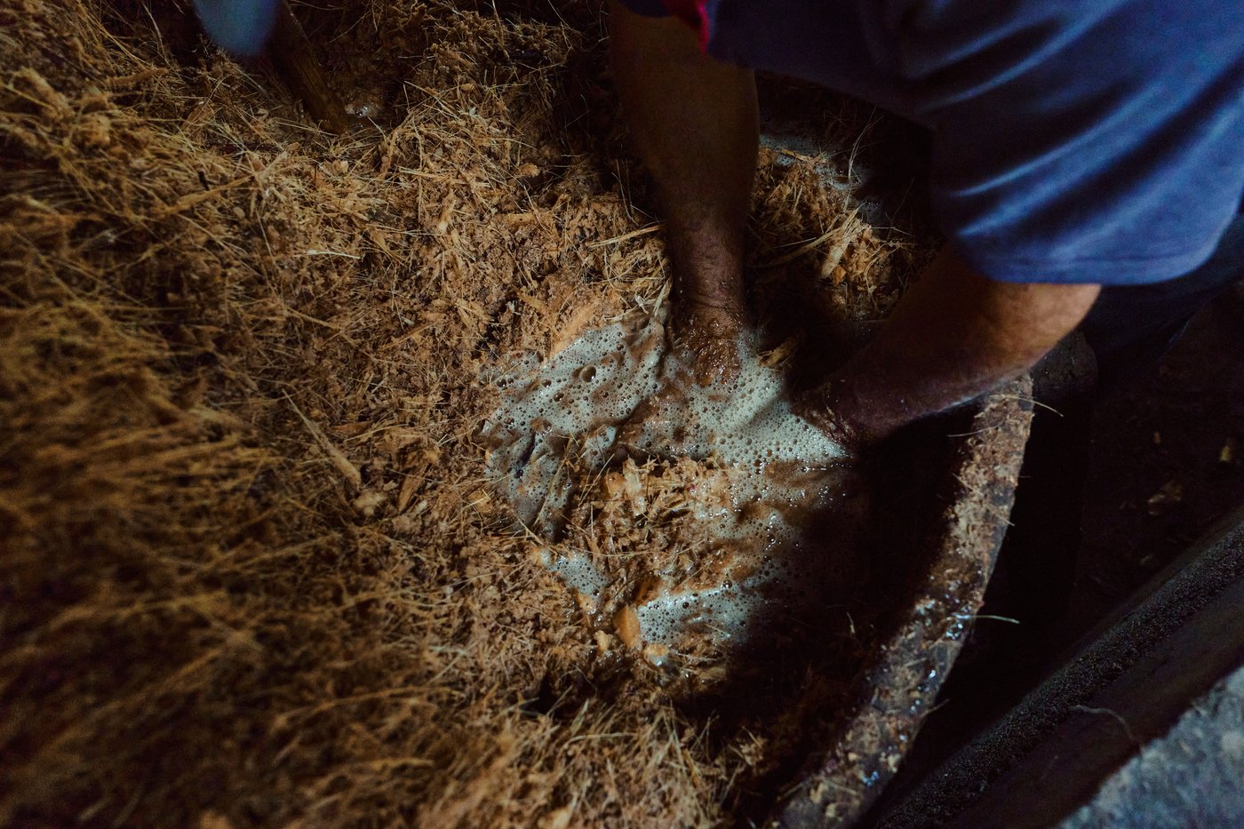 See how mezcal is made in Mexico | iNwine See how mezcal is made in Mexico | iNwine