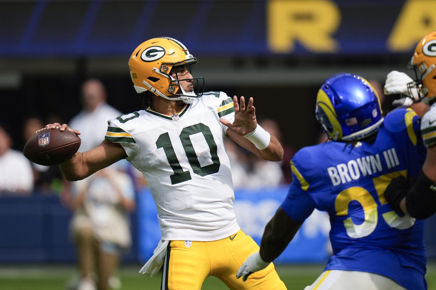 Doubs' return is expected to boost the Packers' receiving depth after they beat the Rams without him | iNFOnews.ca