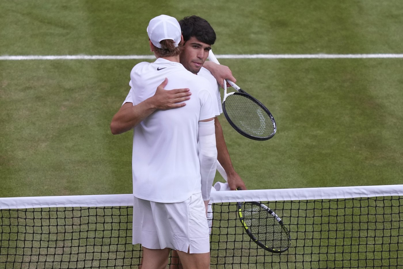 Carlos Alcaraz's first loss in six Grand Slam finals comes against Jannik Sinner at Wimbledon | iNFOnews.ca Carlos Alcaraz's first loss in six Grand Slam finals comes against Jannik Sinner at Wimbledon | iNFOnews.ca