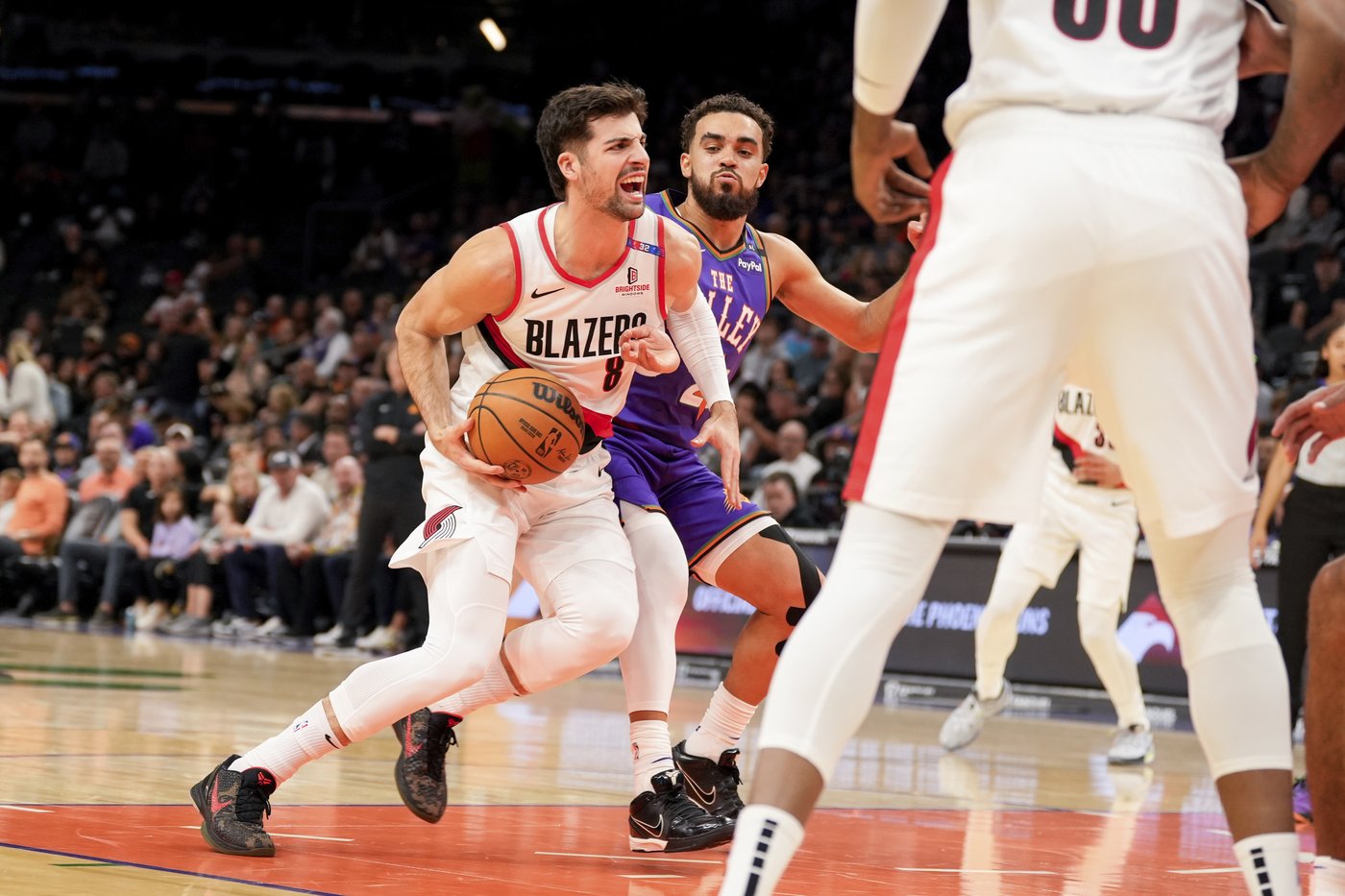 Suns send Trail Blazers to 6th straight loss with 116-109 victory | iNFOnews.ca Suns send Trail Blazers to 6th straight loss with 116-109 victory | iNFOnews.ca