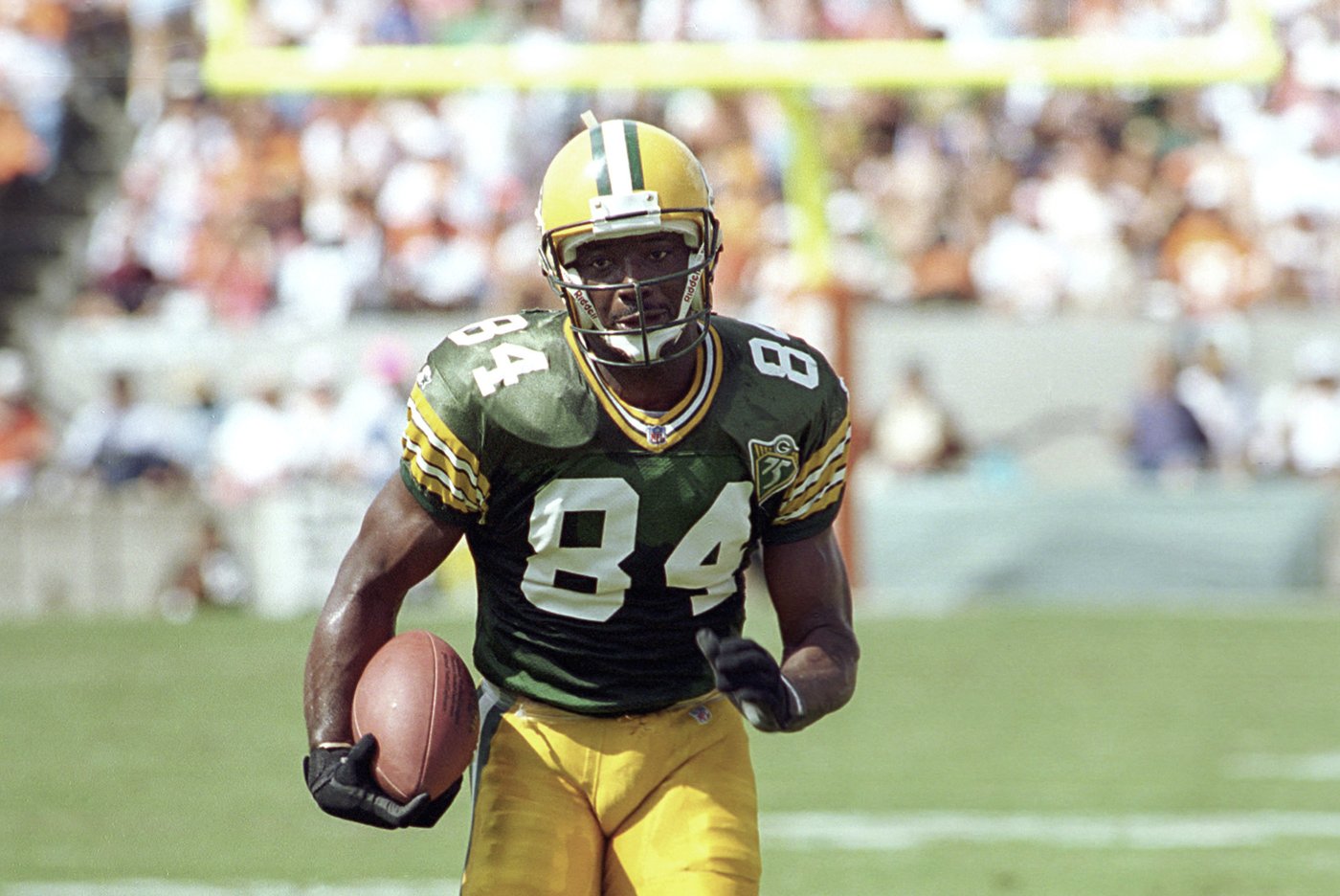 Ex-Packers receiving great Sterling Sharpe joins tight end Shannon as first brothers in Hall of Fame | iNFOnews.ca Ex-Packers receiving great Sterling Sharpe joins tight end Shannon as first brothers in Hall of Fame | iNFOnews.ca
