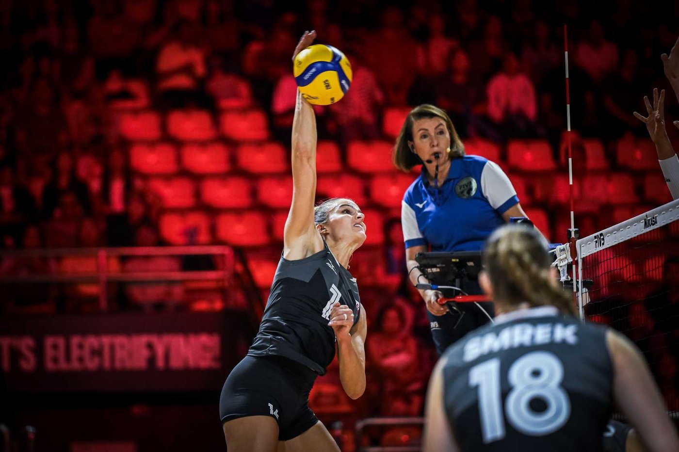 Canada advances to round of 16 at women's volleyball worlds with win over Spain | iNFOnews.ca