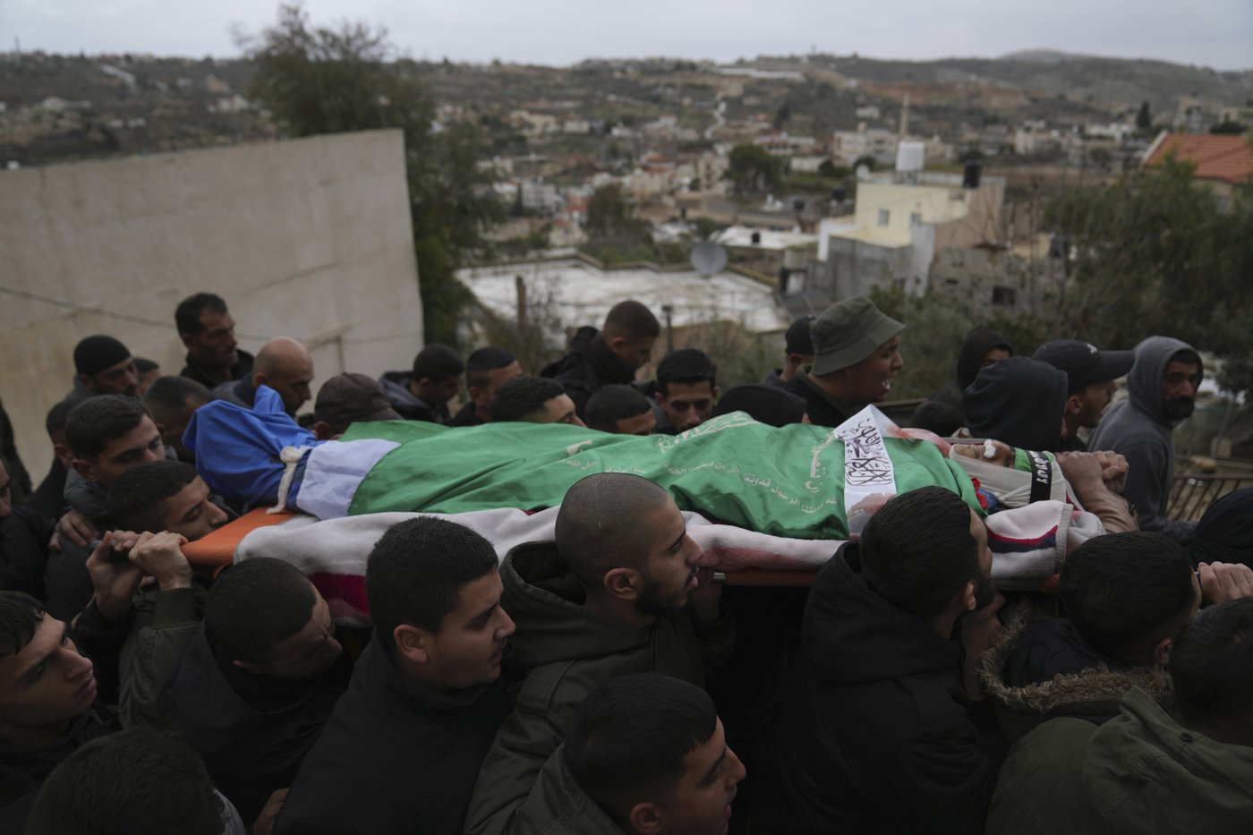 Middle East latest: Israeli soldiers burn a hospital in Gaza | iNFOnews.ca Middle East latest: Israeli soldiers burn a hospital in Gaza | iNFOnews.ca