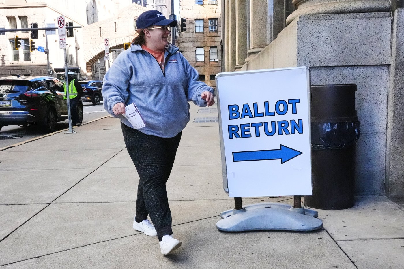Pennsylvania reelects Supreme Court justices, extending a Democratic majority on its highest court | iNFOnews.ca