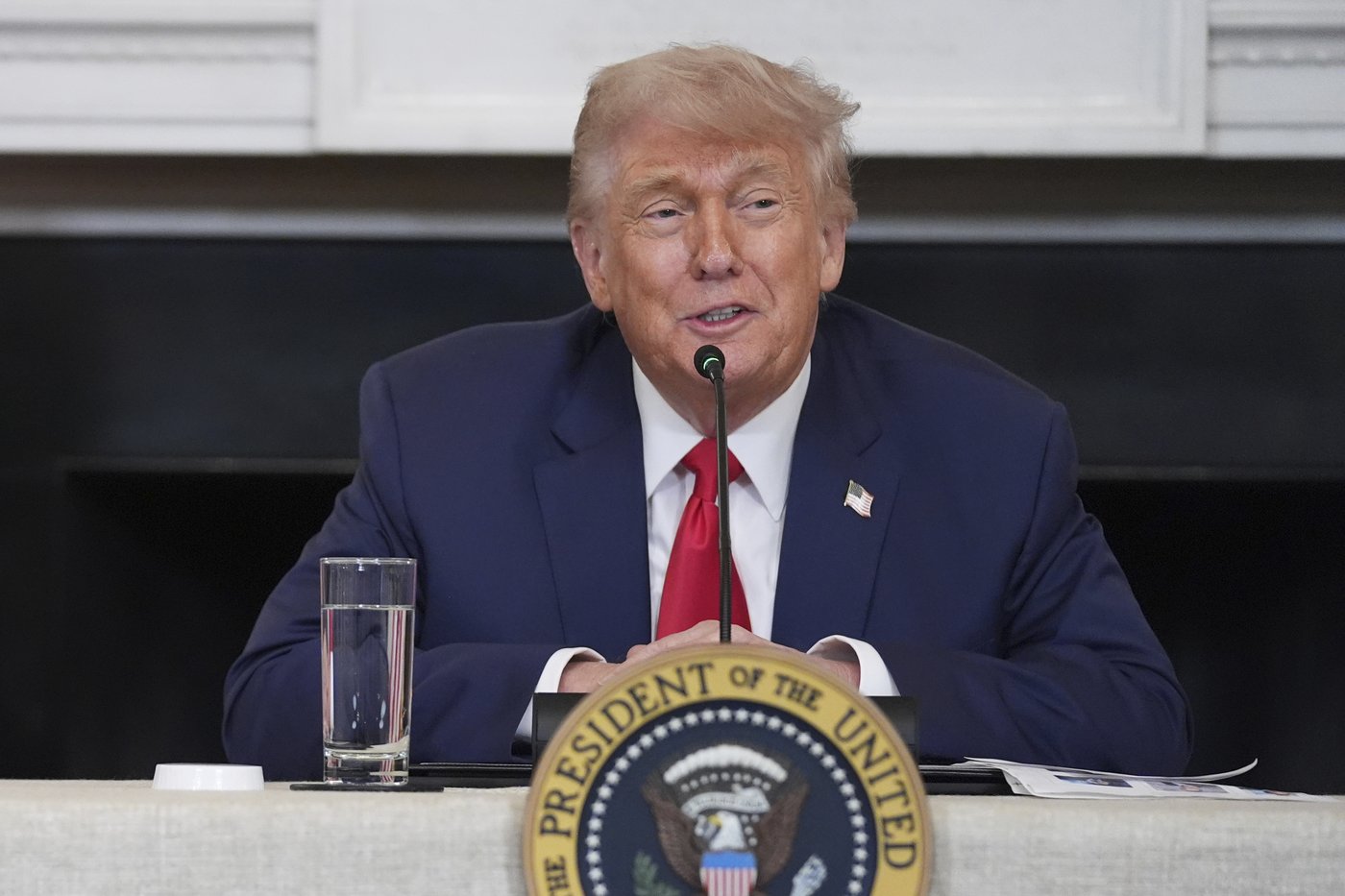 DC prepares for Trump's military parade with 18 miles of fencing and 175 magnetometers | iNFOnews.ca