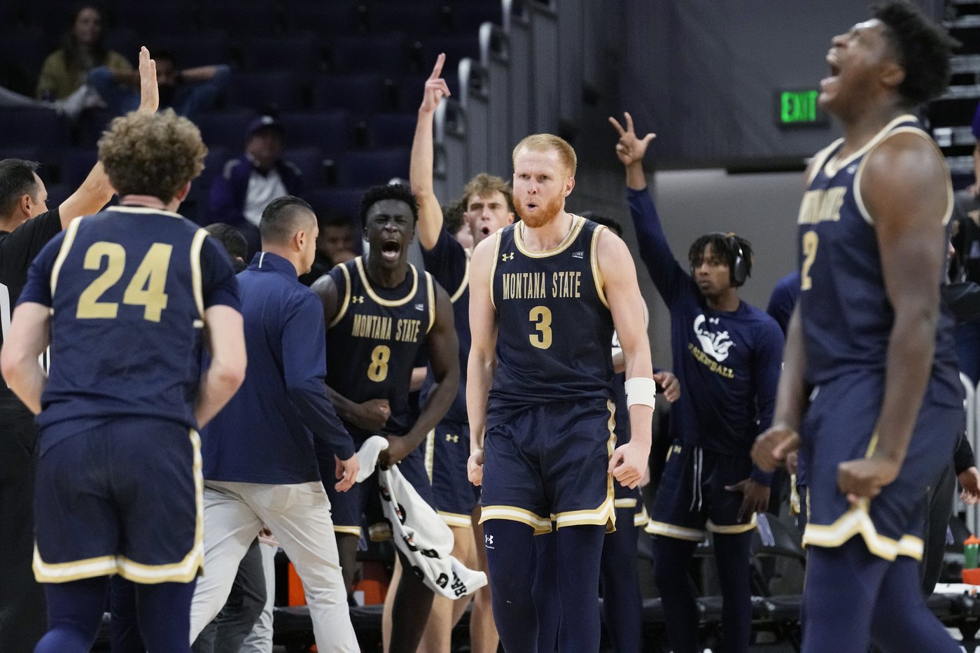 Martinelli scores 22, Barnhizer adds double-double and Northwestern holds off Montana State 72-69 | iNFOnews.ca Martinelli scores 22, Barnhizer adds double-double and Northwestern holds off Montana State 72-69 | iNFOnews.ca