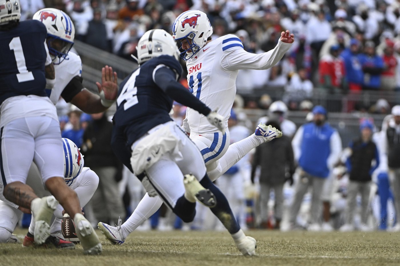 Former walk-on DeLuca provides early spark, Penn State drills SMU 38-10 in CFP; Boise State up next | iNFOnews.ca Former walk-on DeLuca provides early spark, Penn State drills SMU 38-10 in CFP; Boise State up next | iNFOnews.ca
