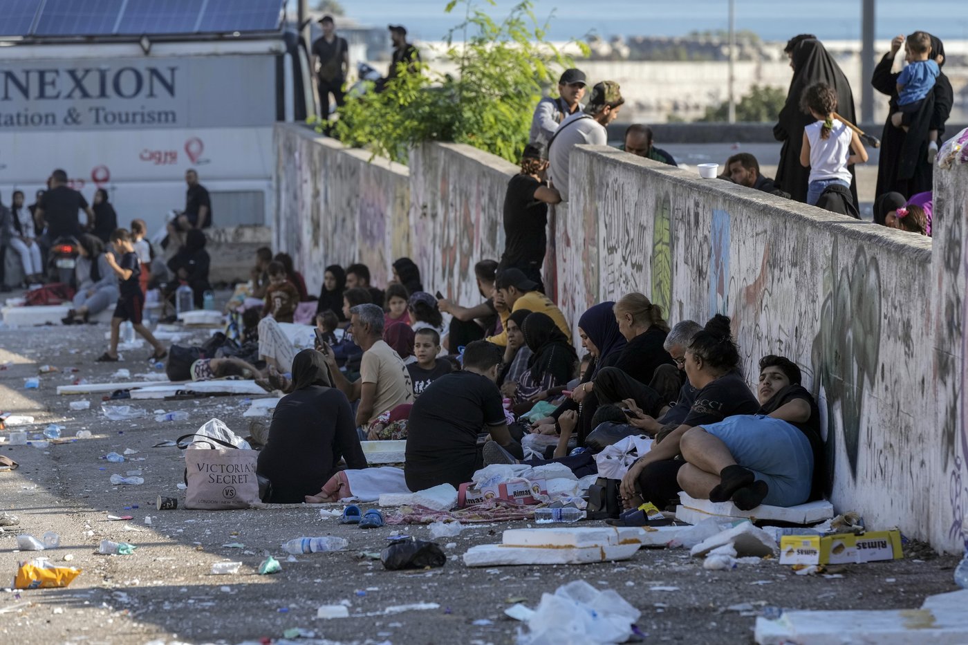 Hundreds of fleeing families sleep on beaches and streets after Israel's strikes shake Beirut | iNFOnews.ca