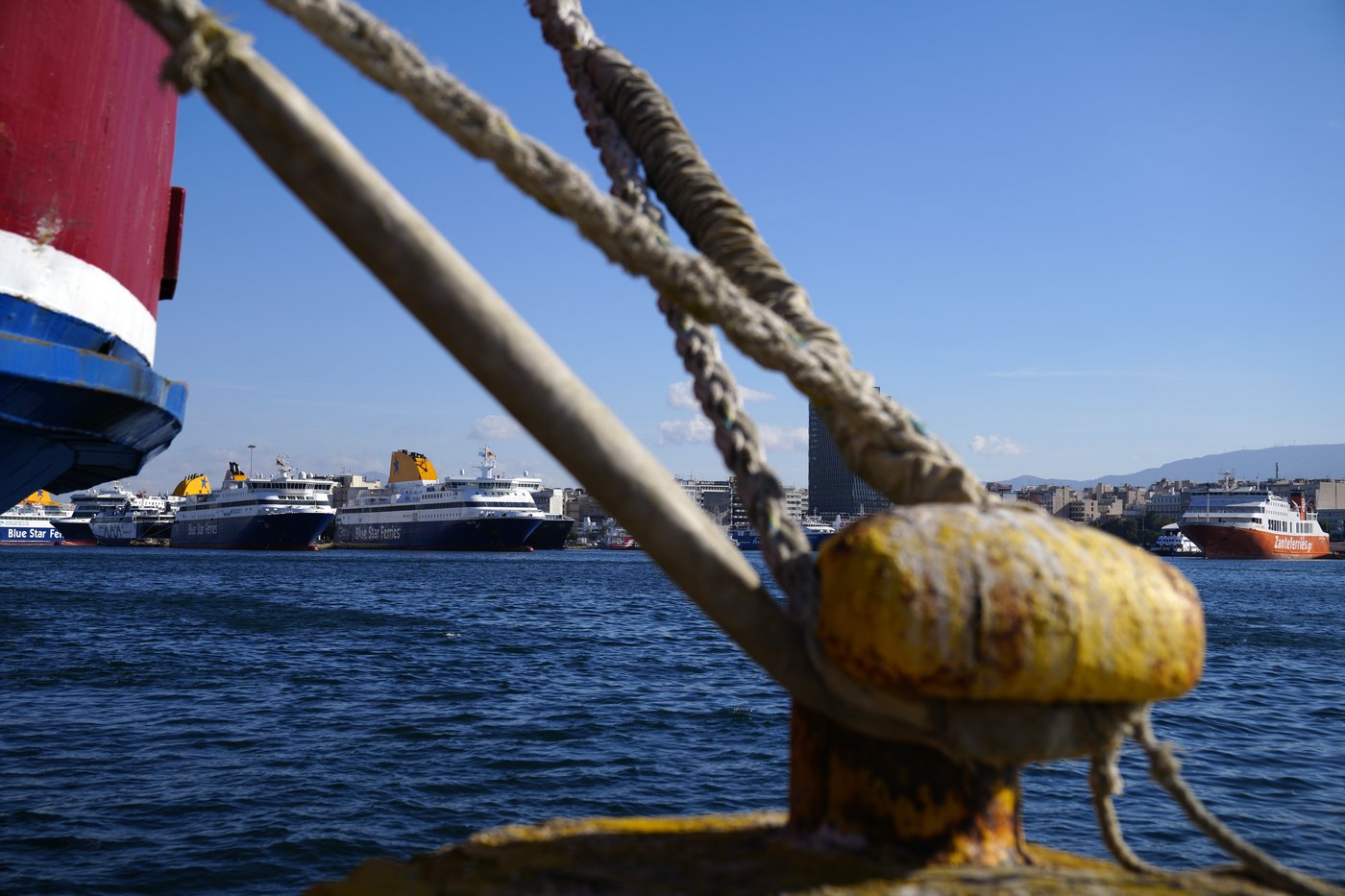 Greek ferry crews call off strike early ahead of three-day holiday weekend | iNFOnews.ca