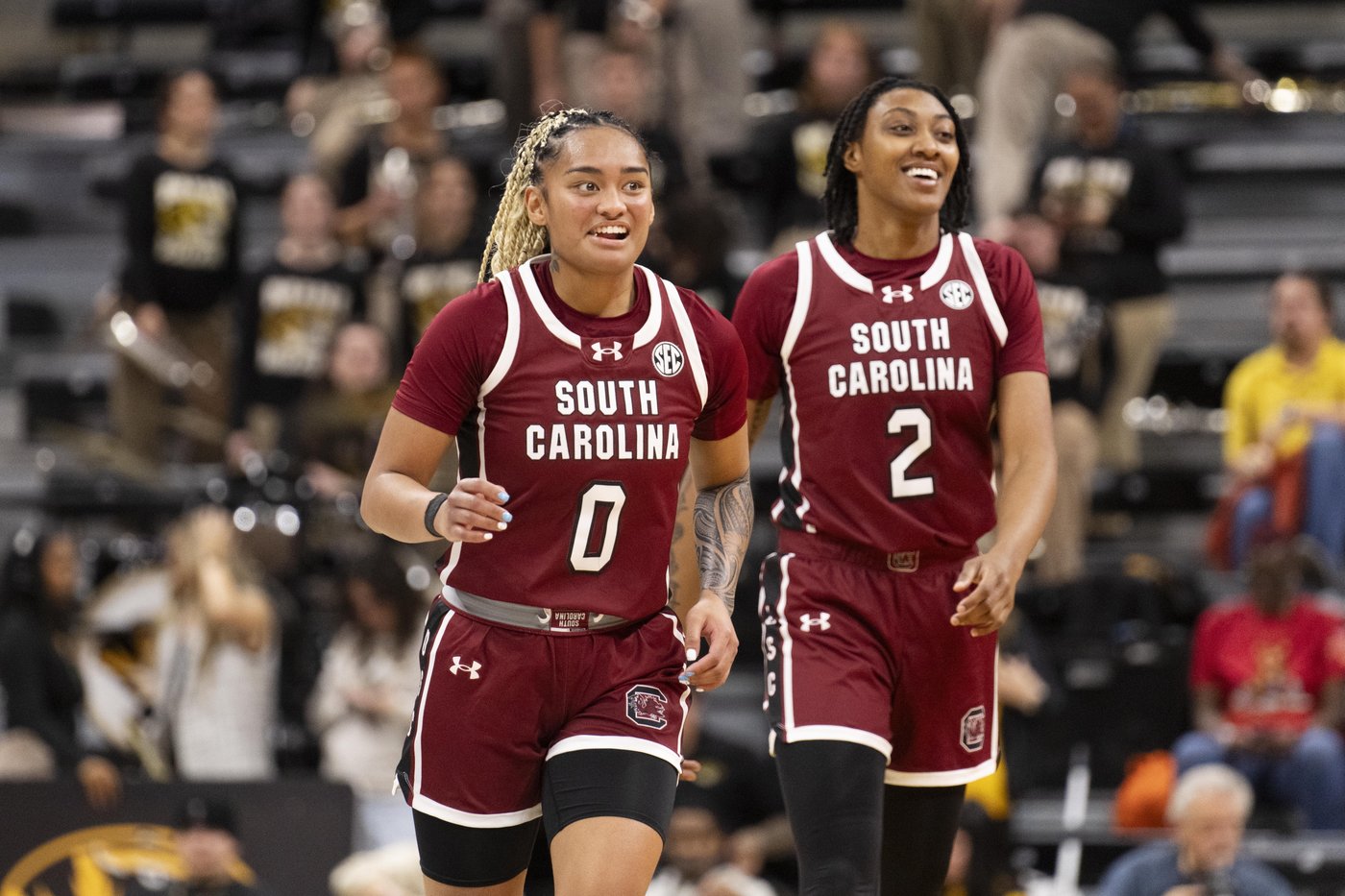South Carolina forward Ashlyn Watkins tears ACL in her left knee | iNFOnews.ca