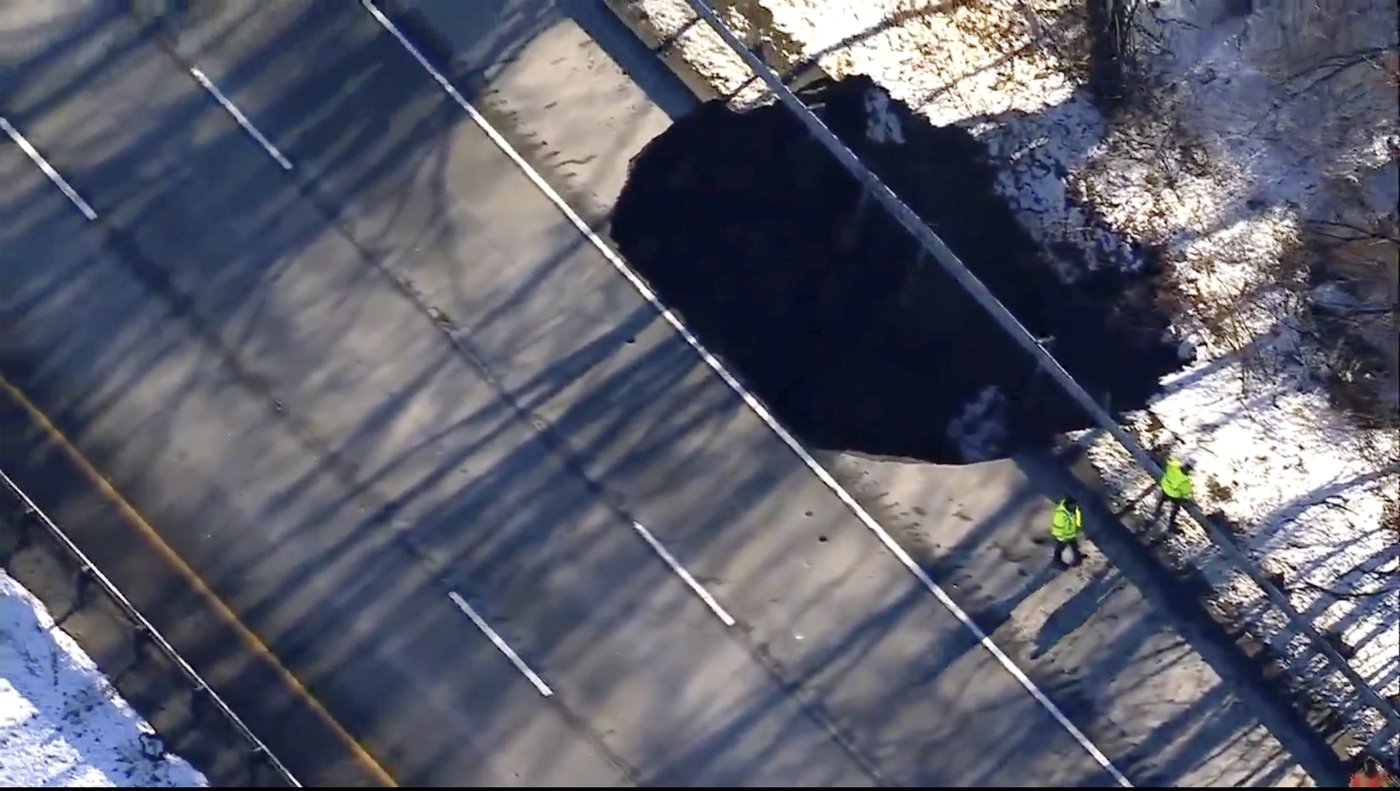 Sinkhole in New Jersey keeps I-80 closed after a section collapses into an abandoned mine | iNFOnews.ca