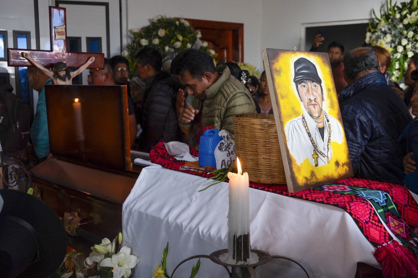 A violent start to the term of Mexico's new president raises questions about strategy, the army | iNFOnews.ca