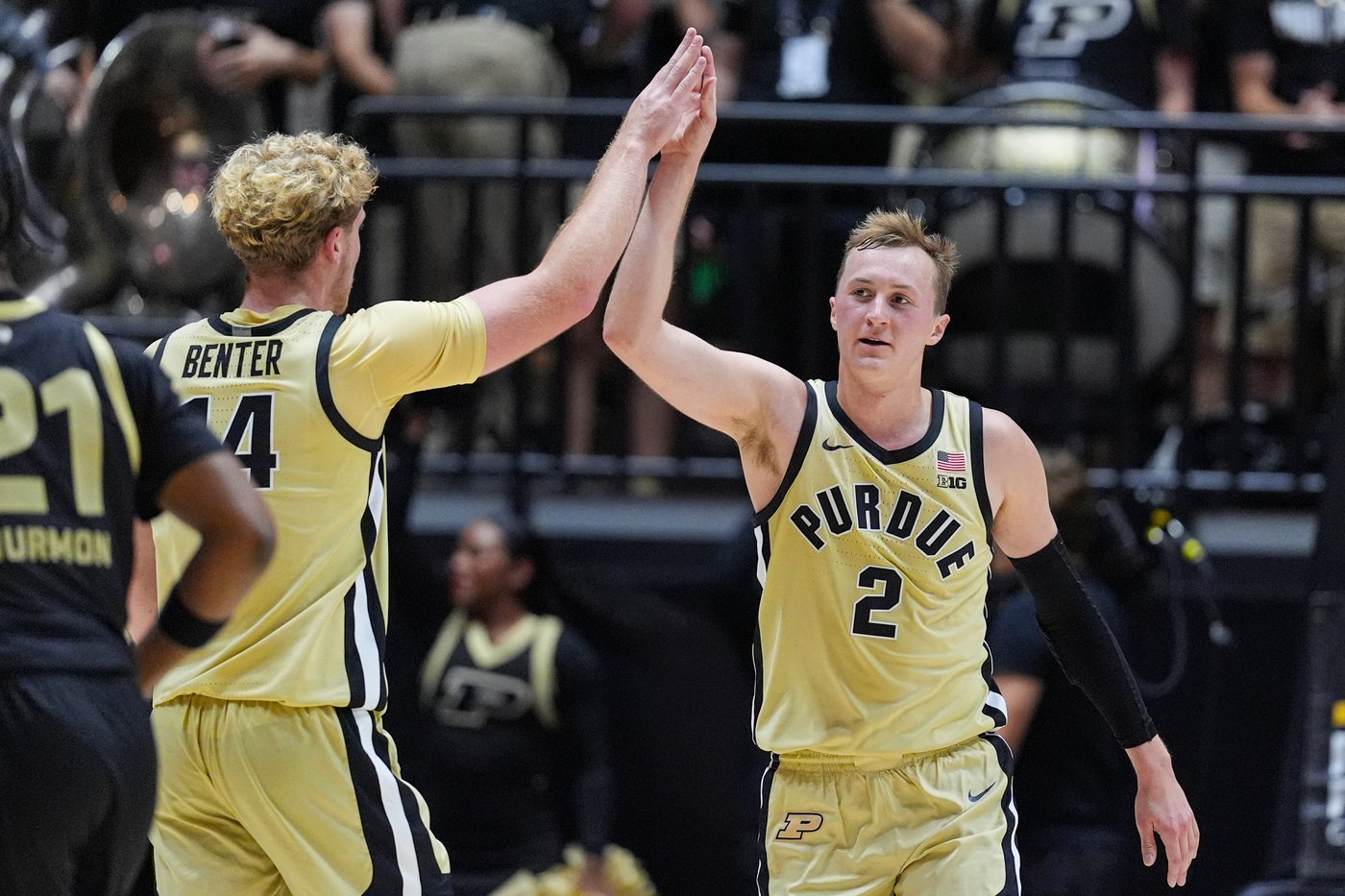 Smith leads balanced attack as No. 1 Purdue defeats stubborn Oakland 87-77 | iNFOnews.ca Smith leads balanced attack as No. 1 Purdue defeats stubborn Oakland 87-77 | iNFOnews.ca