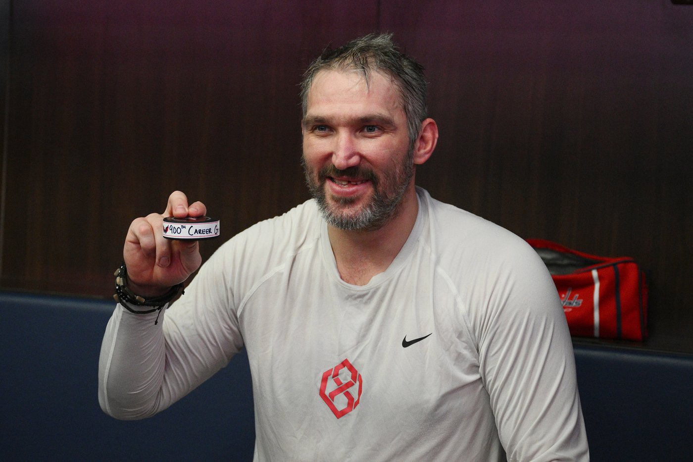 Alex Ovechkin scores his 900th NHL goal with the Washington Capitals | iNFOnews.ca