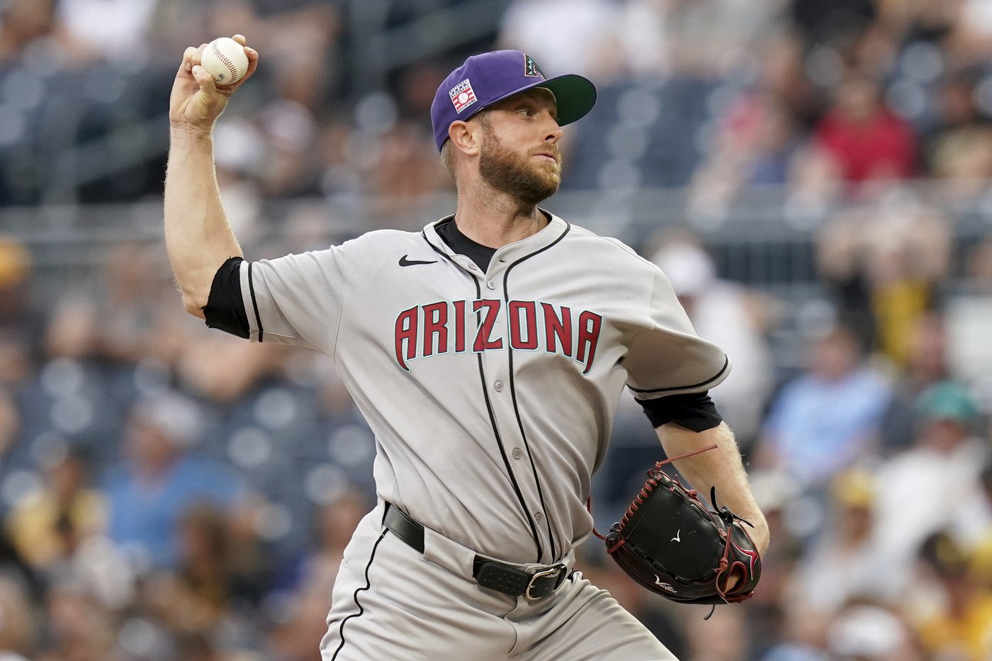 Rangers add veteran right-hander Merrill Kelly in a trade with the Diamondbacks | iNFOnews.ca