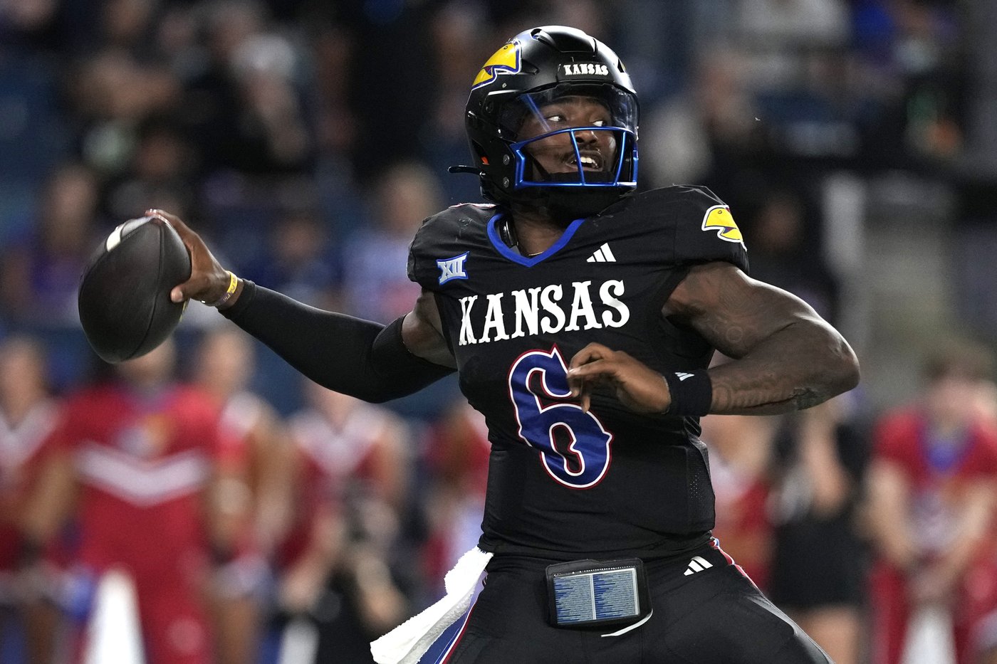 West Virginia and Kansas meet in Big 12 opener hoping to turn things around after 1-2 starts | iNFOnews.ca West Virginia and Kansas meet in Big 12 opener hoping to turn things around after 1-2 starts | iNFOnews.ca