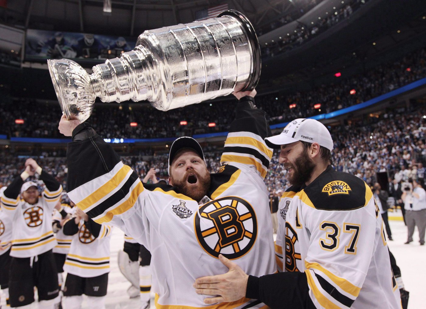 Oilers hope to join elite group of Stanley Cup champions who rallied in Game 6 | iNFOnews.ca