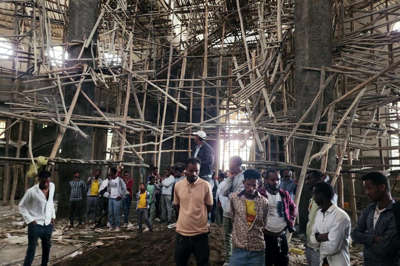 A collapse at a church under construction in Ethiopia kills at least 25 worshippers | iNFOnews.ca A collapse at a church under construction in Ethiopia kills at least 25 worshippers | iNFOnews.ca