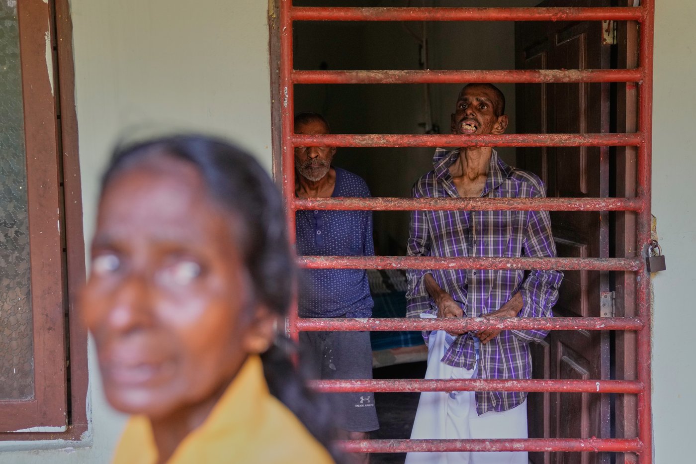Sri Lanka nursing home worker says a ‘chained’ patient was among 13 fire victims | iNhome Sri Lanka nursing home worker says a ‘chained’ patient was among 13 fire victims | iNhome