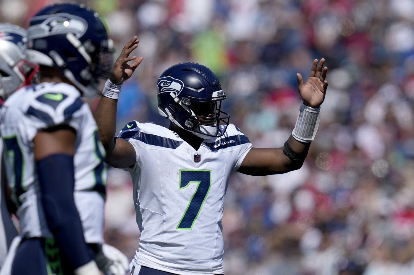 Dolphins turn focus to Skylar Thompson at QB with Tua out, heading West to face the 2-0 Seahawks | iNFOnews.ca Dolphins turn focus to Skylar Thompson at QB with Tua out, heading West to face the 2-0 Seahawks | iNFOnews.ca
