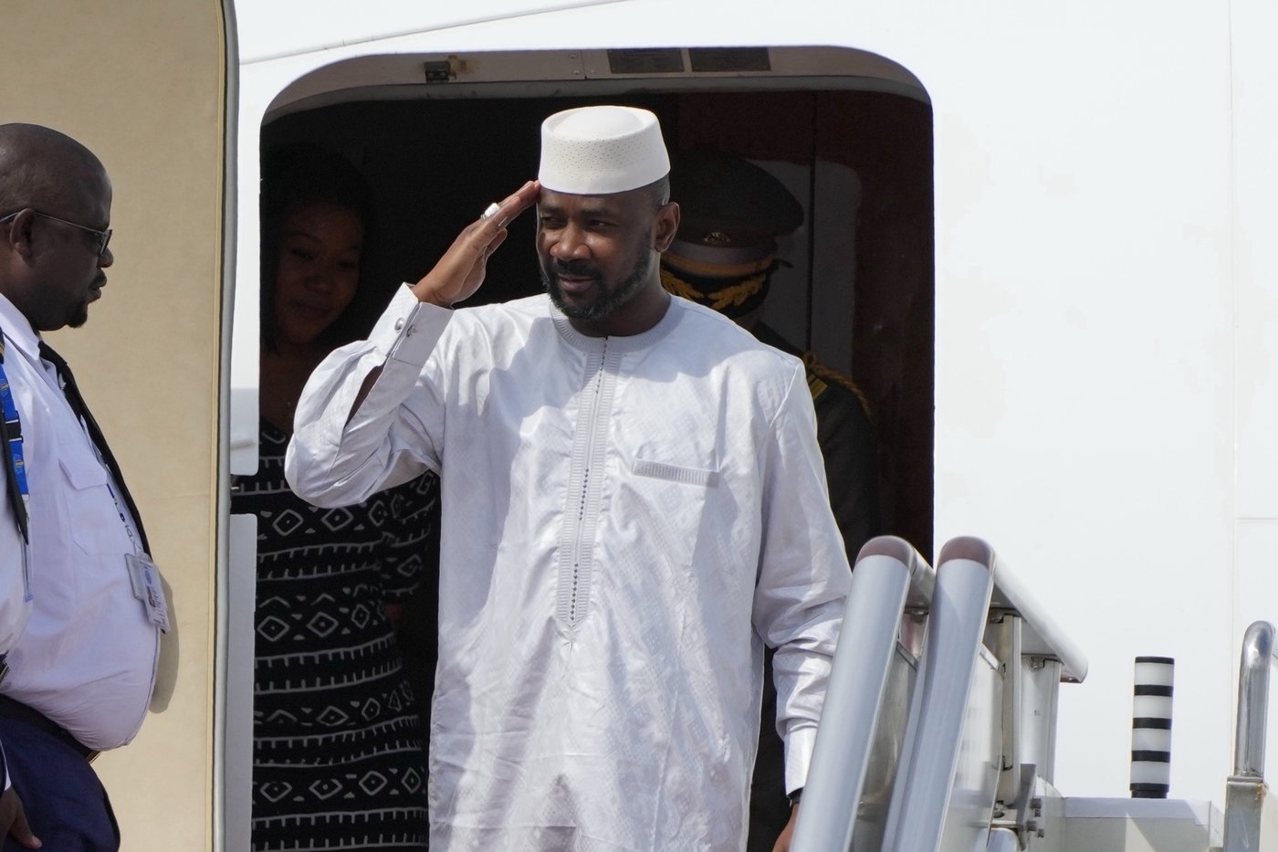 Mali's military government is suspending political parties' activities, state TV says | iNFOnews.ca