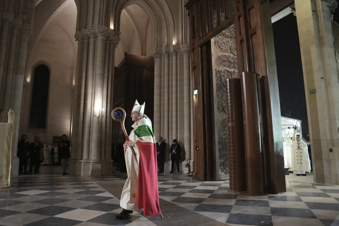 PHOTO COLLECTION: Notre Dame Reopening | iNFOnews.ca
