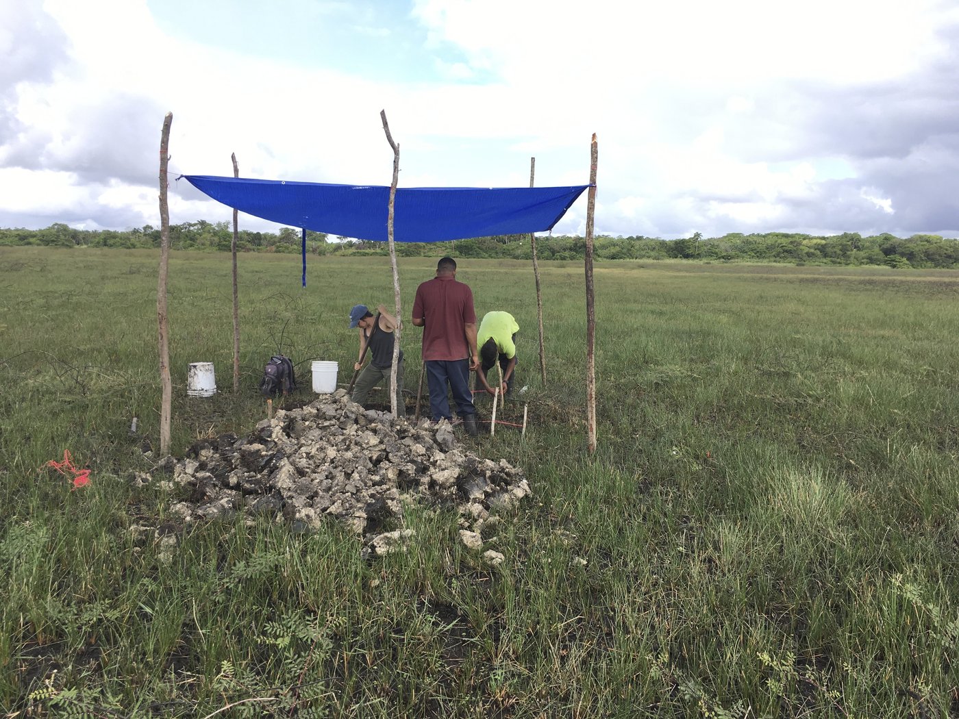 Archaeologists discover 4,000-year-old canals used to fish by predecessors of ancient Maya | iNFOnews.ca Archaeologists discover 4,000-year-old canals used to fish by predecessors of ancient Maya | iNFOnews.ca