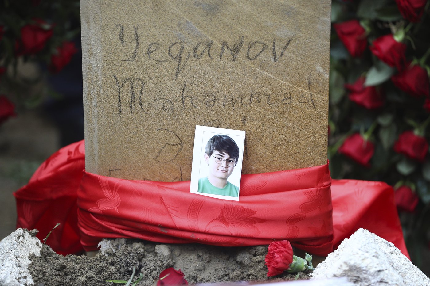 Putin apologizes for 'tragic incident' but stops short of saying Azerbaijani plane was shot down | iNFOnews.ca Putin apologizes for 'tragic incident' but stops short of saying Azerbaijani plane was shot down | iNFOnews.ca