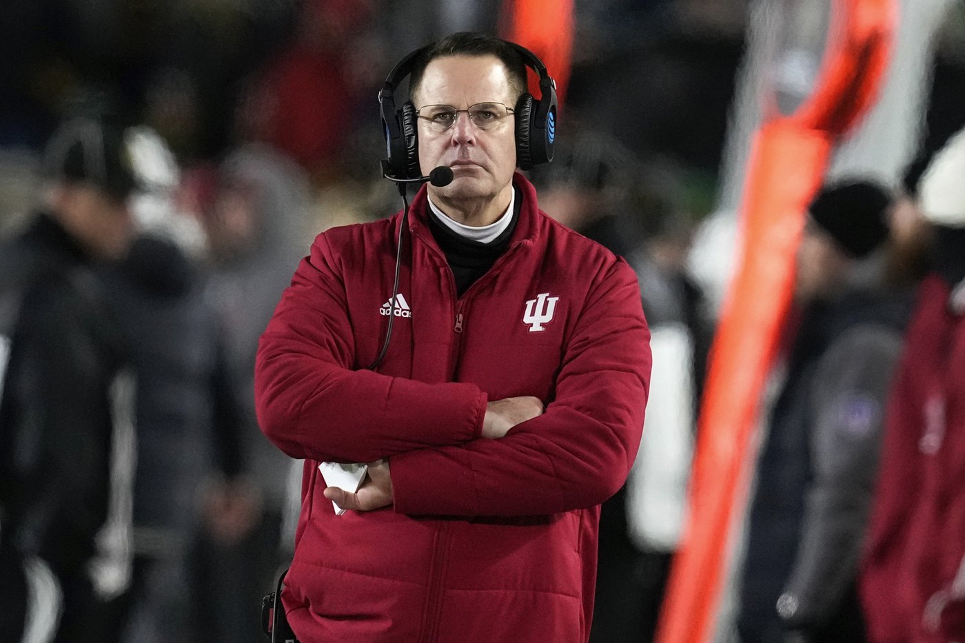 Indiana's high-flying offense grounded by aggressive Notre Dame defense | iNFOnews.ca