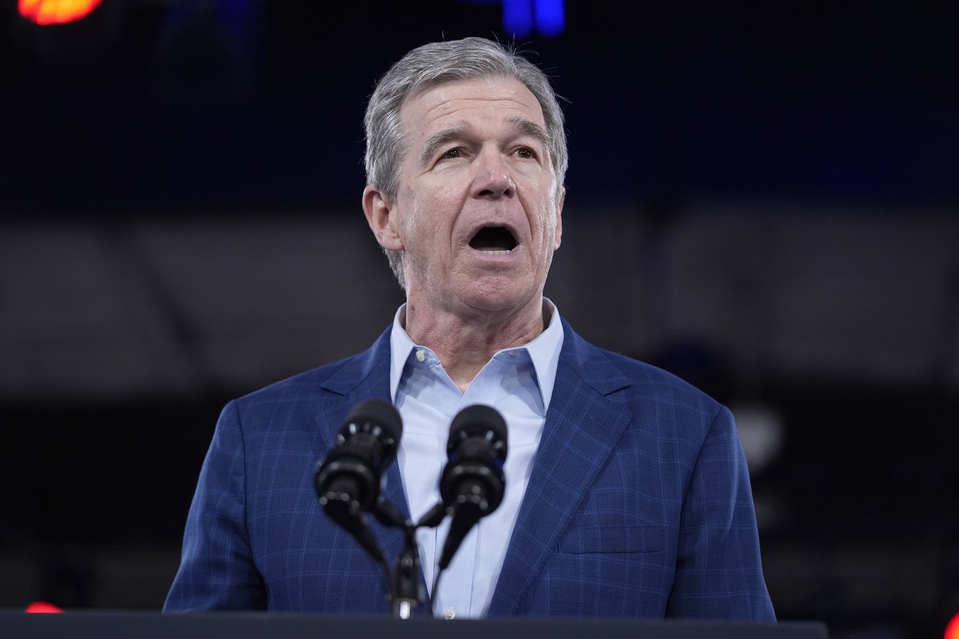 Outgoing North Carolina governor commutes 15 death row sentences | iNFOnews.ca