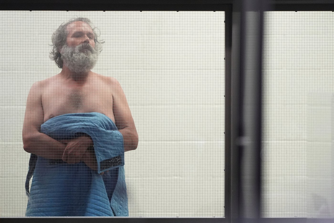 Judge remains undecided on treatment plan for man charged with stalking Jennifer Aniston | iNFOnews.ca