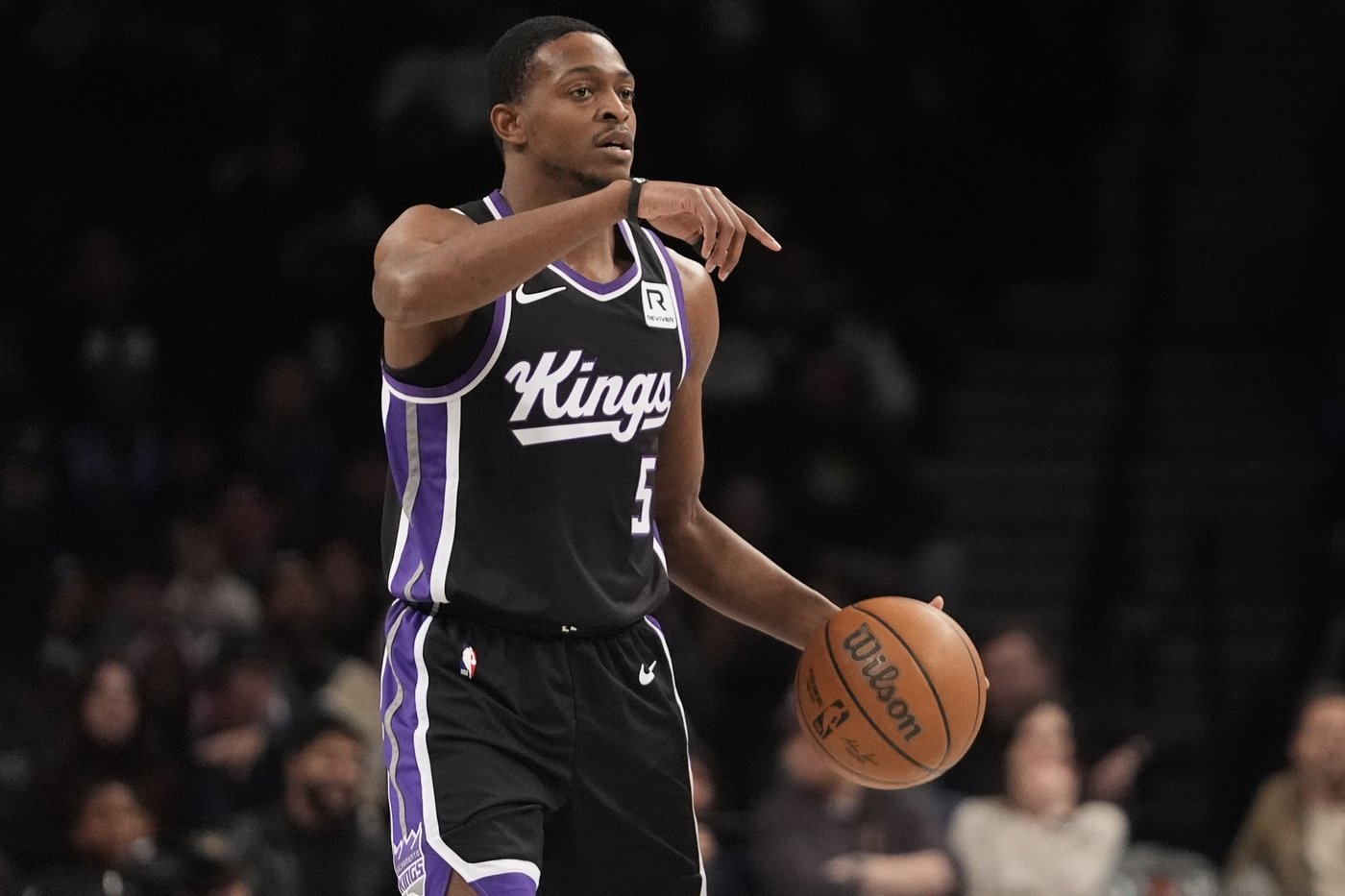 The NBA trade deadline is coming, with Butler and Fox perhaps available for teams looking to deal | iNFOnews.ca