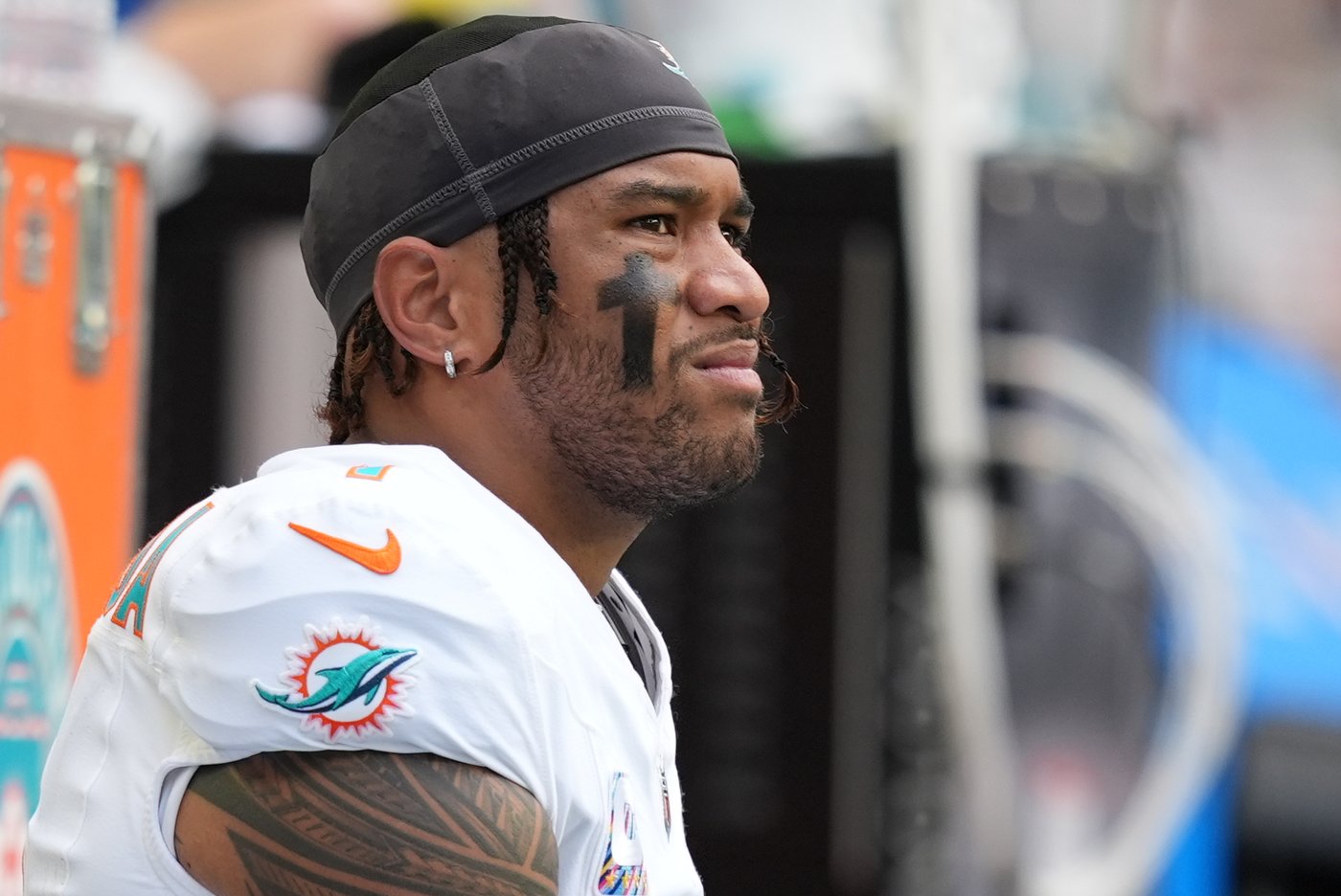 Tagovailoa, Garrett look to ease their frustrations when Dolphins visit Browns | iNFOnews.ca