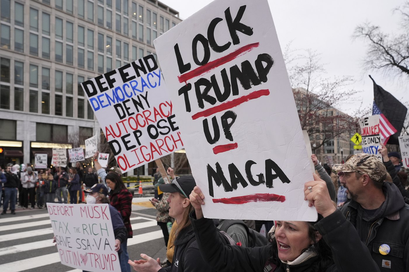 PHOTO COLLECTION: Trump Protests | iNFOnews.ca