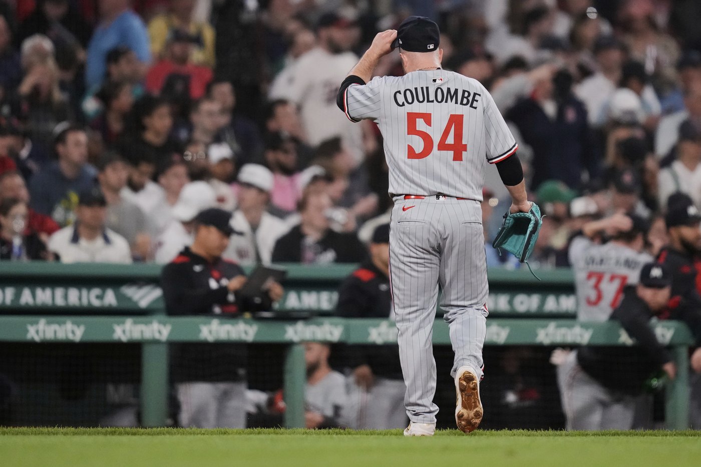Bregman's HR, Devers' 2-RBI single help Red Sox beat Twins 6-1 as Casas hurts knee | iNFOnews.ca