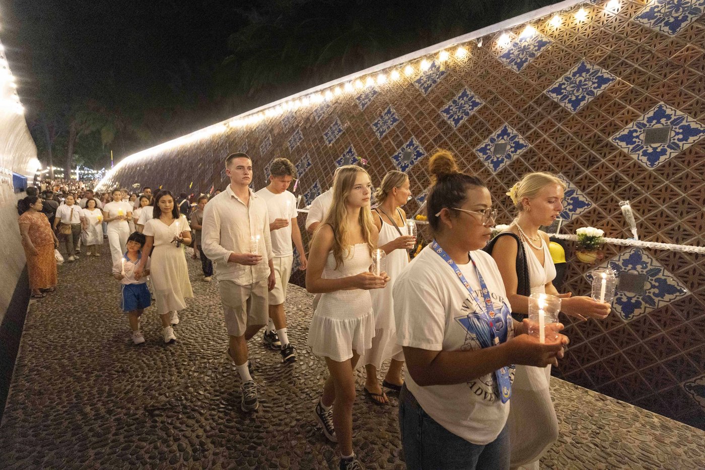 Prayers and tears mark 20 years since the Indian Ocean tsunami that killed some 230,000 people | iNFOnews.ca