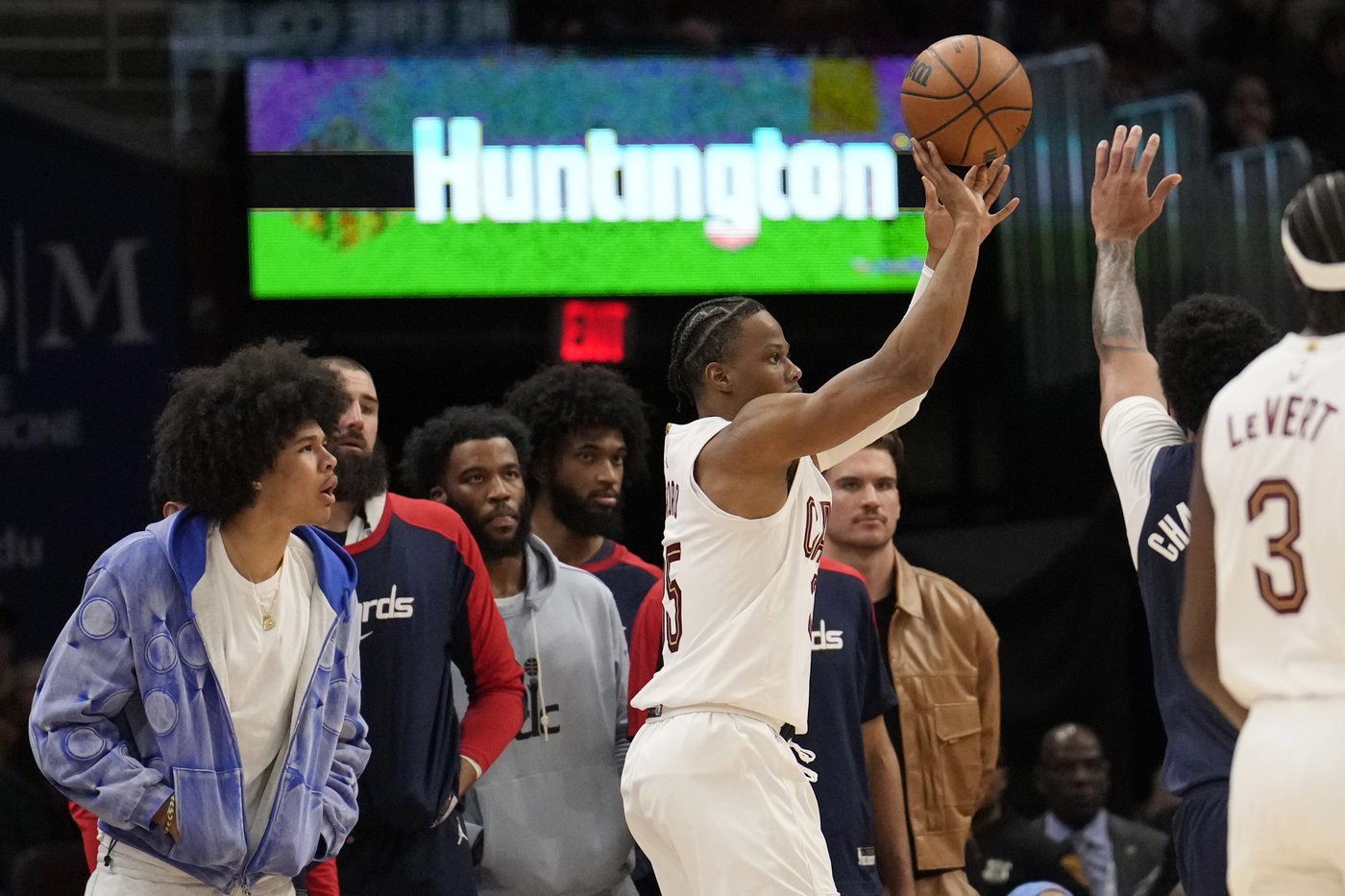 NBA East-leading Cavaliers forward Isaac Okoro to miss at least 2 weeks with right shoulder sprain | iNFOnews.ca